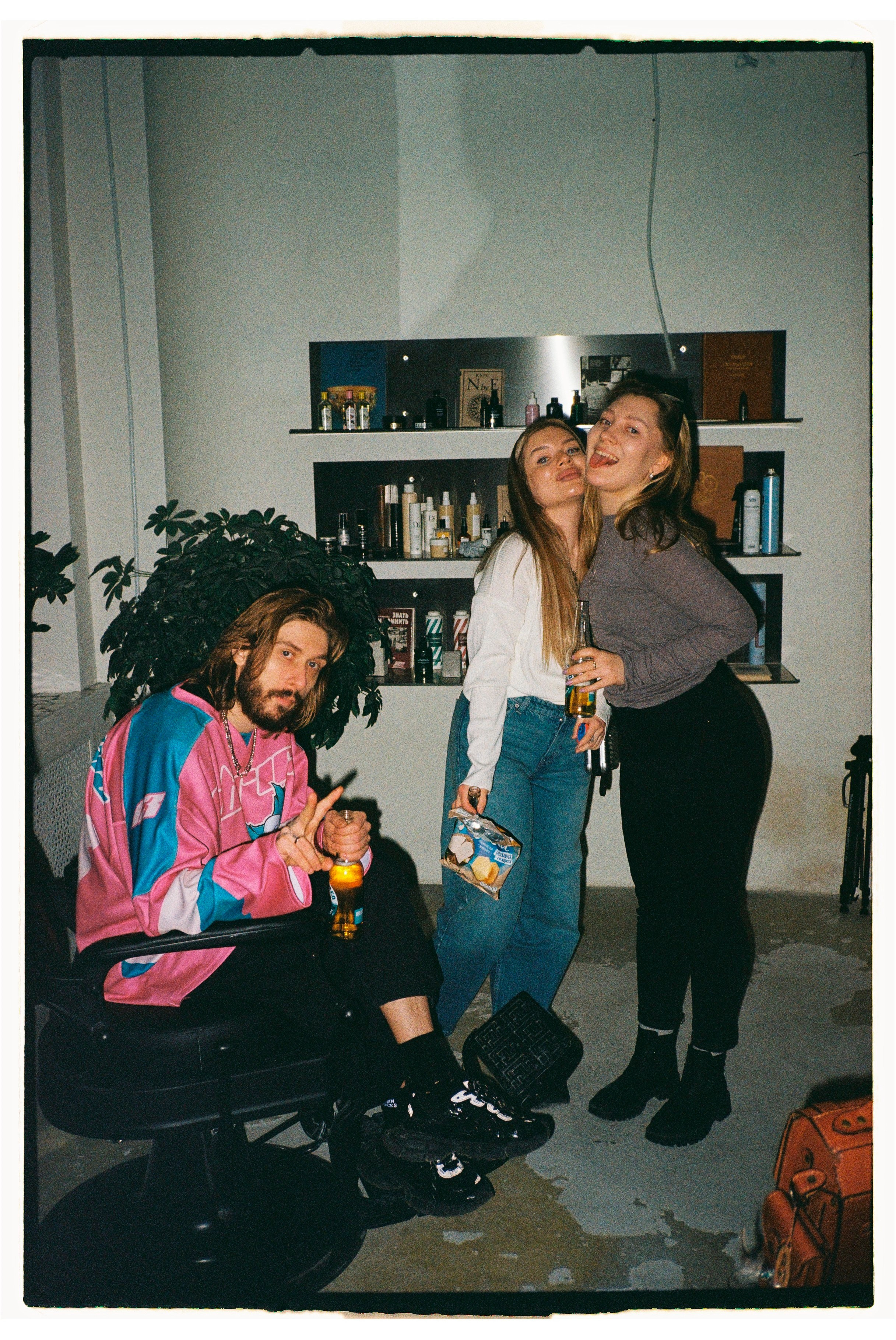 <SLOY>. Плёночный фотограф Москва, Саша Звук