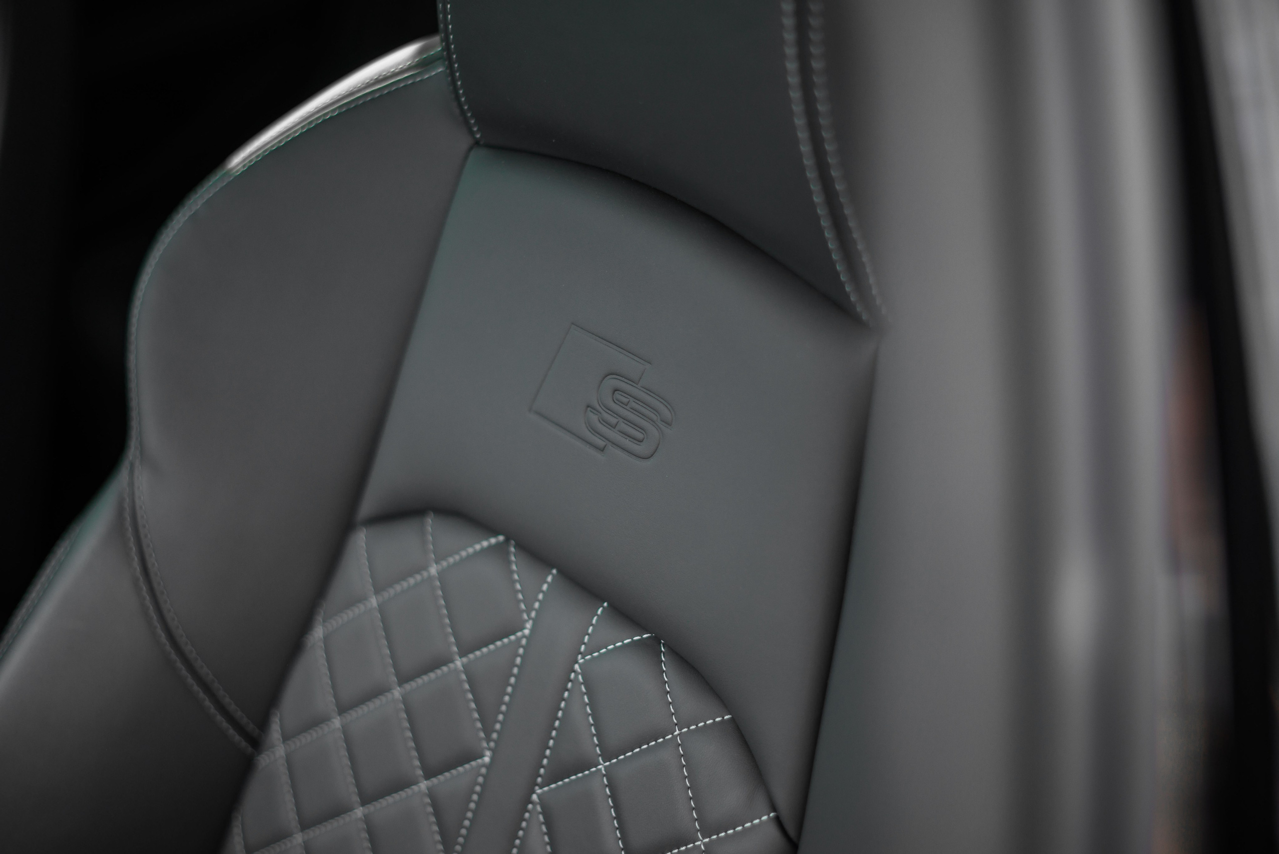 Съёмка автомобилей. Фотограф в Астане