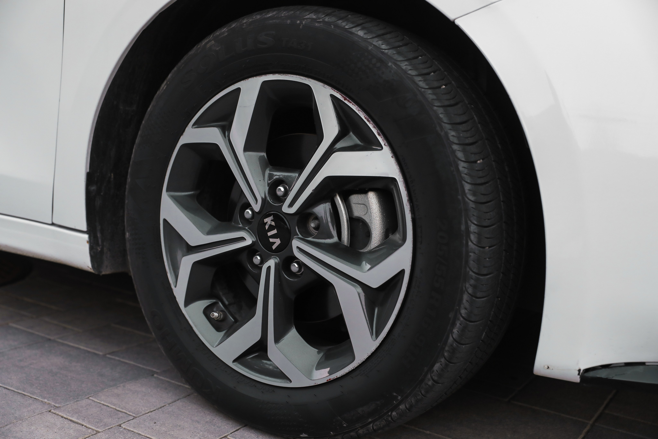 АВТО. Photographer Viktoriya Markushina «My world throug»