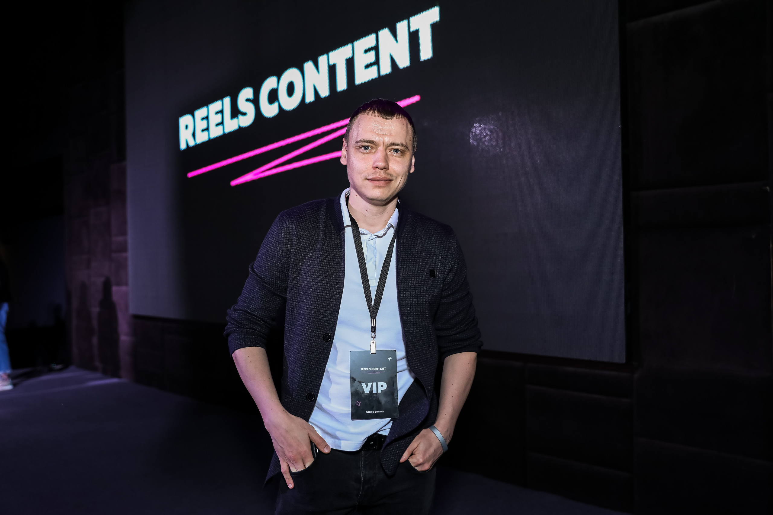 REELS CONTENT — НЕТВОРКИНГ. Photographer Viktoriya Markushina «My world throug»