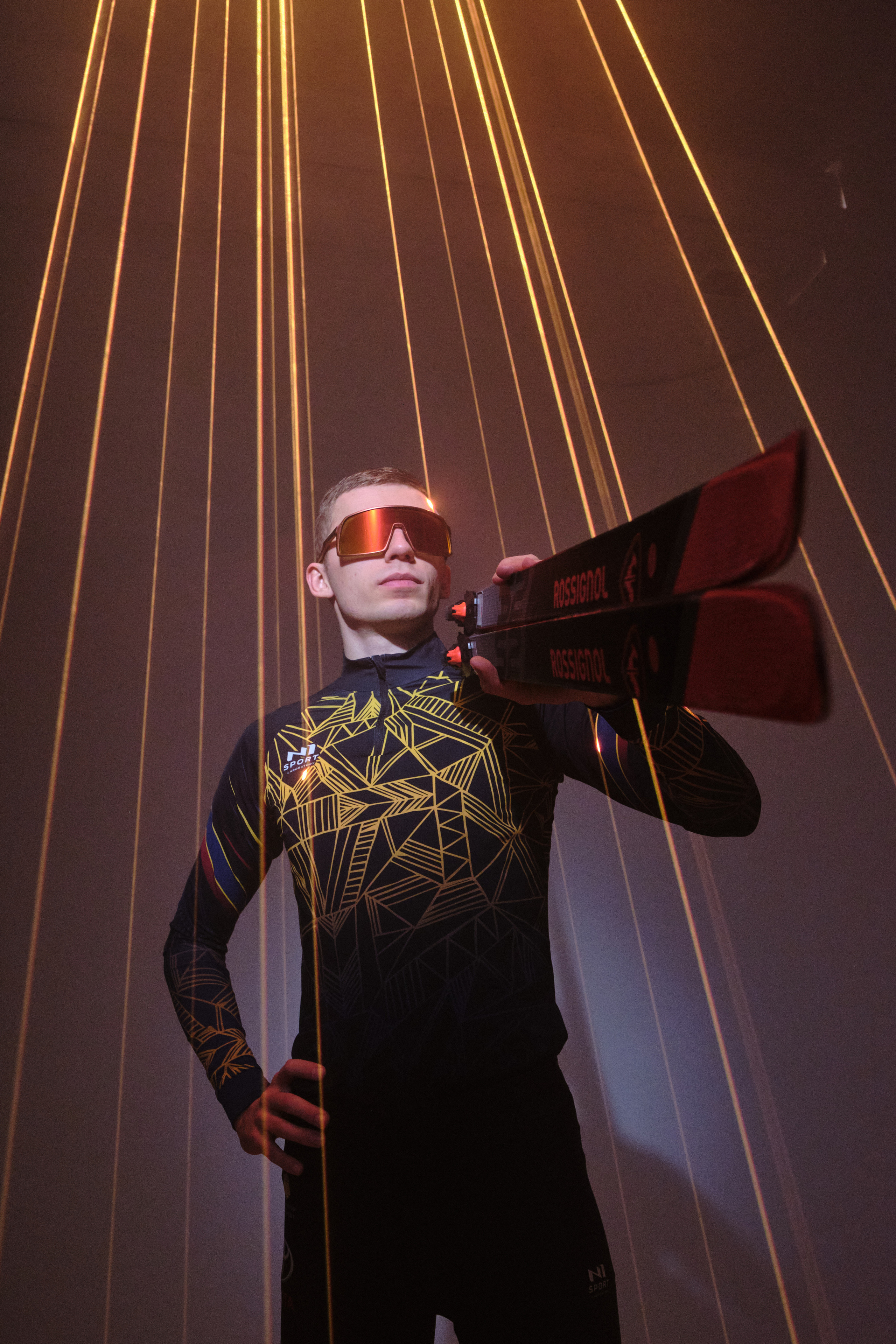 Илья. Портрет с лазерами. Свадебный и портретный фотограф в Екатеринбурге Александр Блюденов