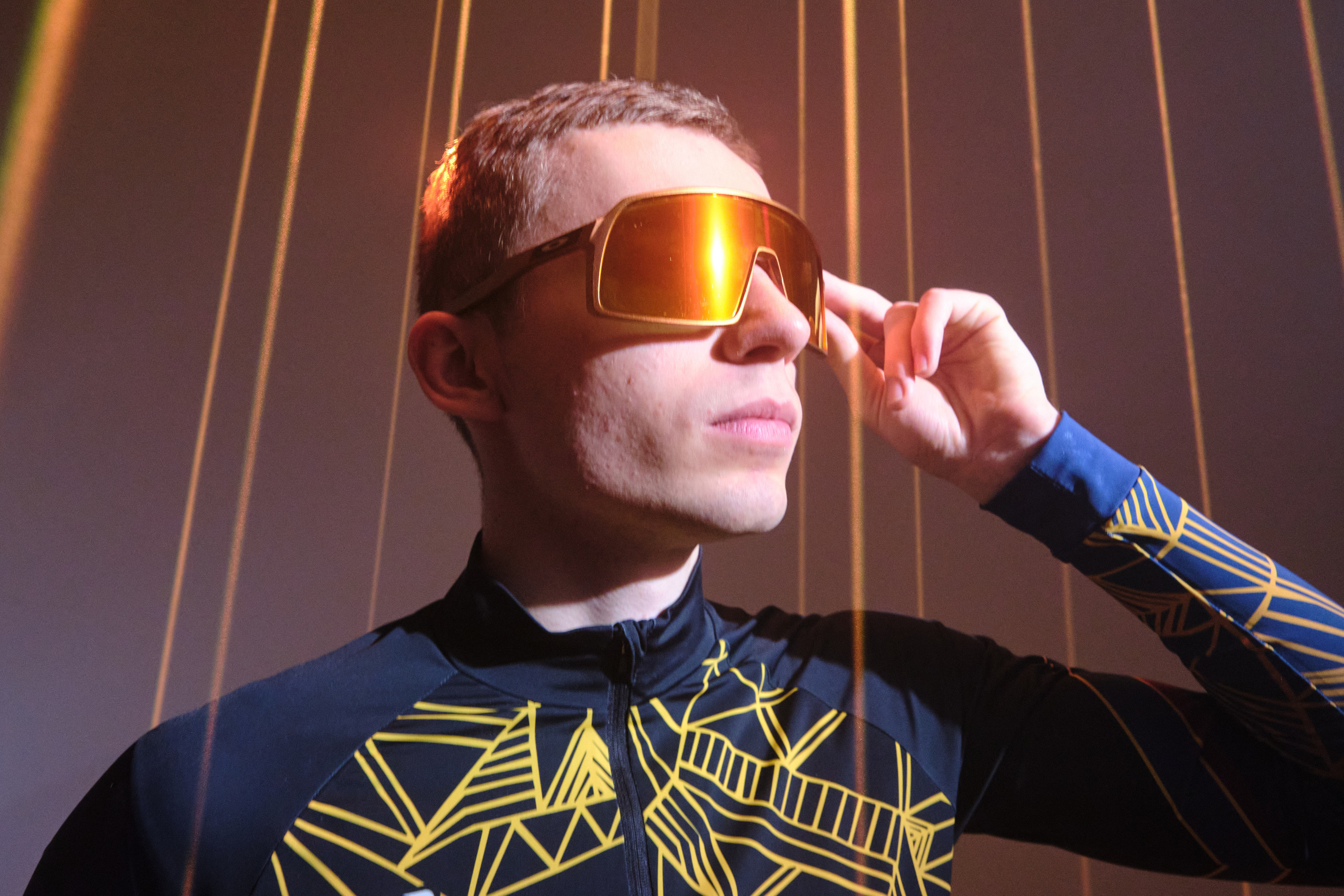 Илья. Портрет с лазерами. Свадебный и портретный фотограф в Екатеринбурге Александр Блюденов