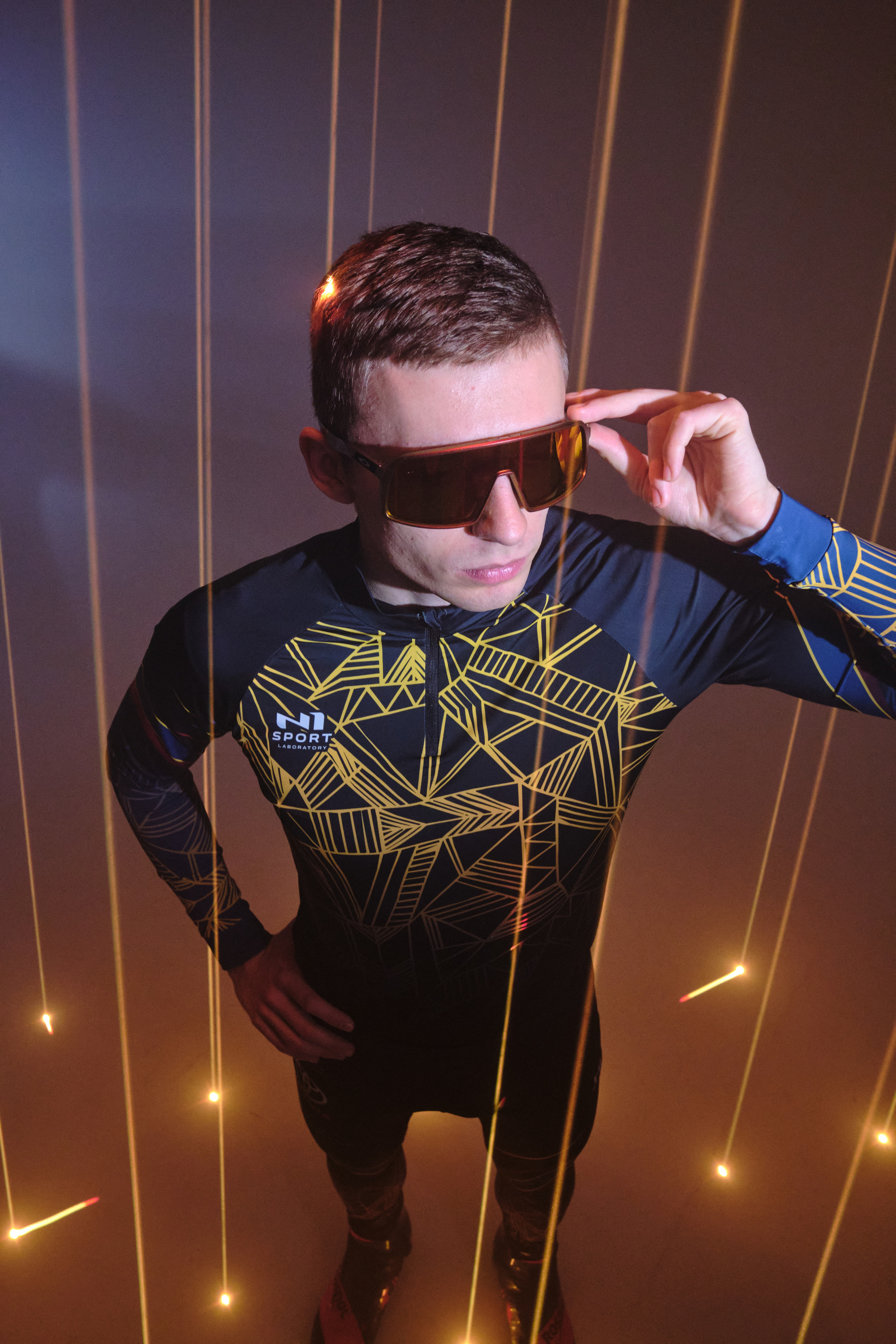 Илья. Портрет с лазерами. Свадебный и портретный фотограф в Екатеринбурге Александр Блюденов