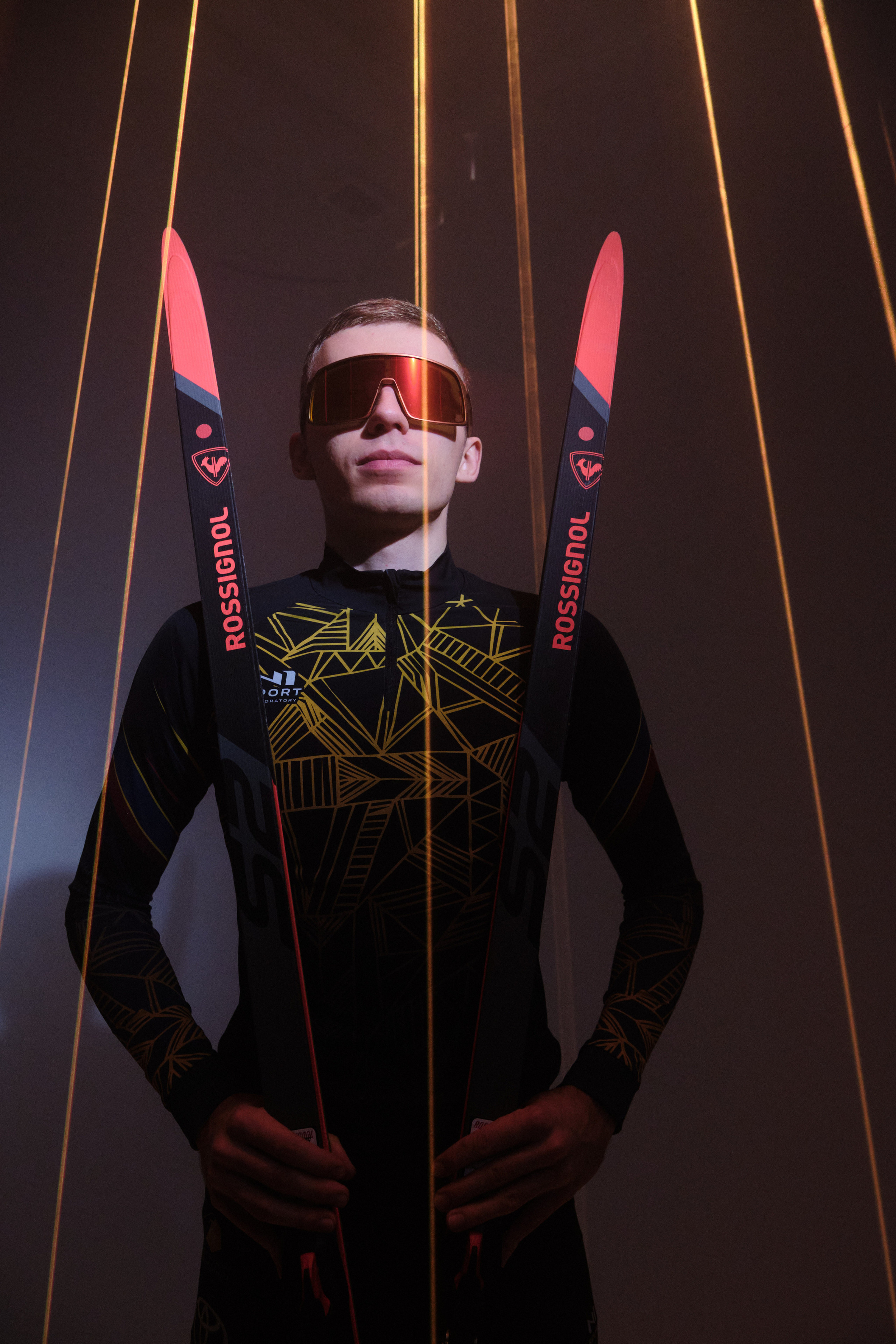 Илья. Портрет с лазерами. Свадебный и портретный фотограф в Екатеринбурге Александр Блюденов