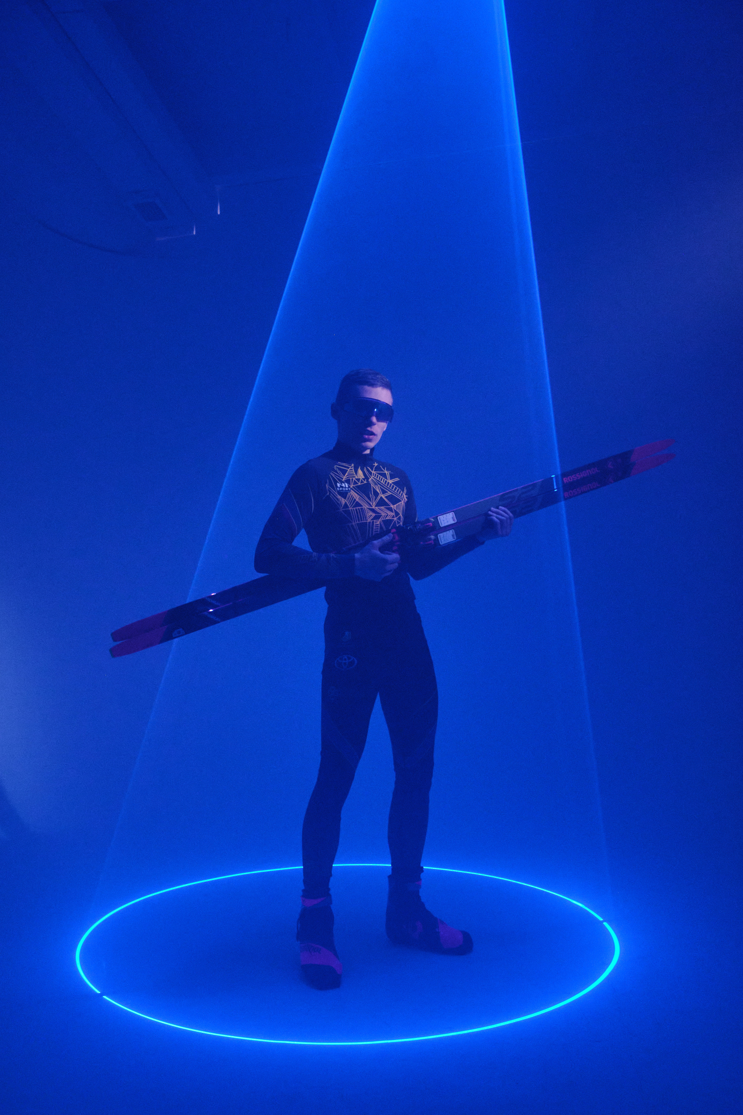 Илья. Портрет с лазерами. Свадебный и портретный фотограф в Екатеринбурге Александр Блюденов