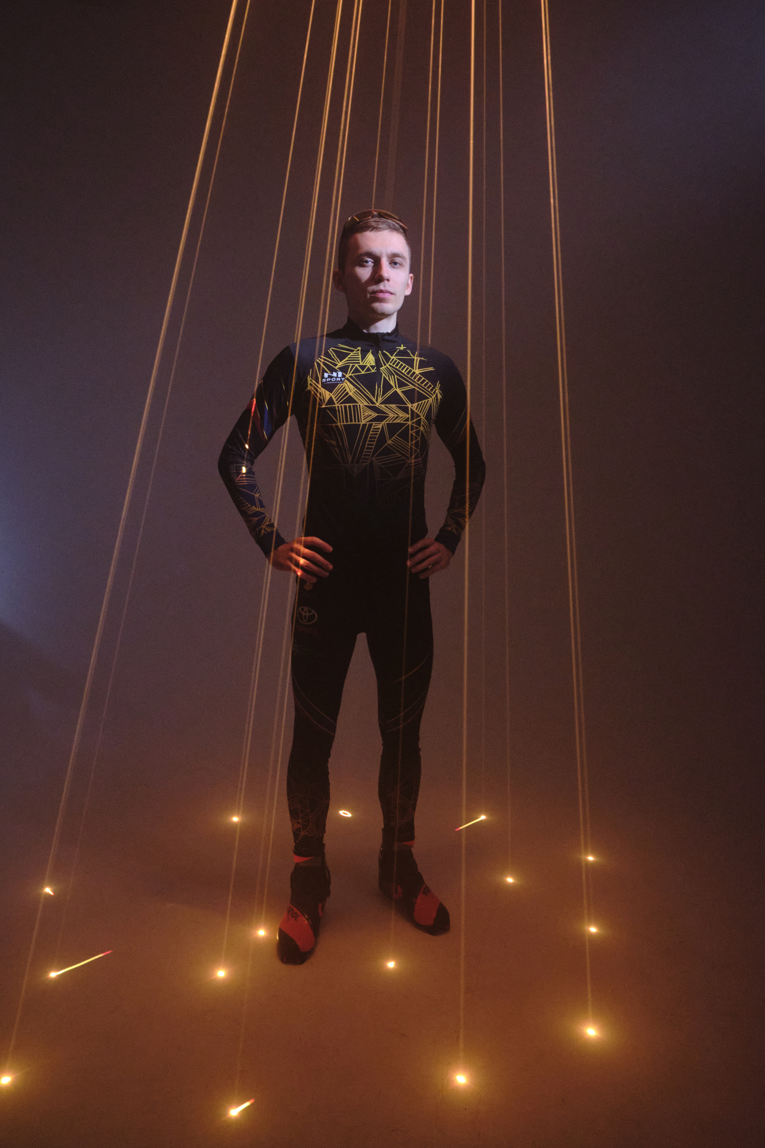 Илья. Портрет с лазерами. Свадебный и портретный фотограф в Екатеринбурге Александр Блюденов