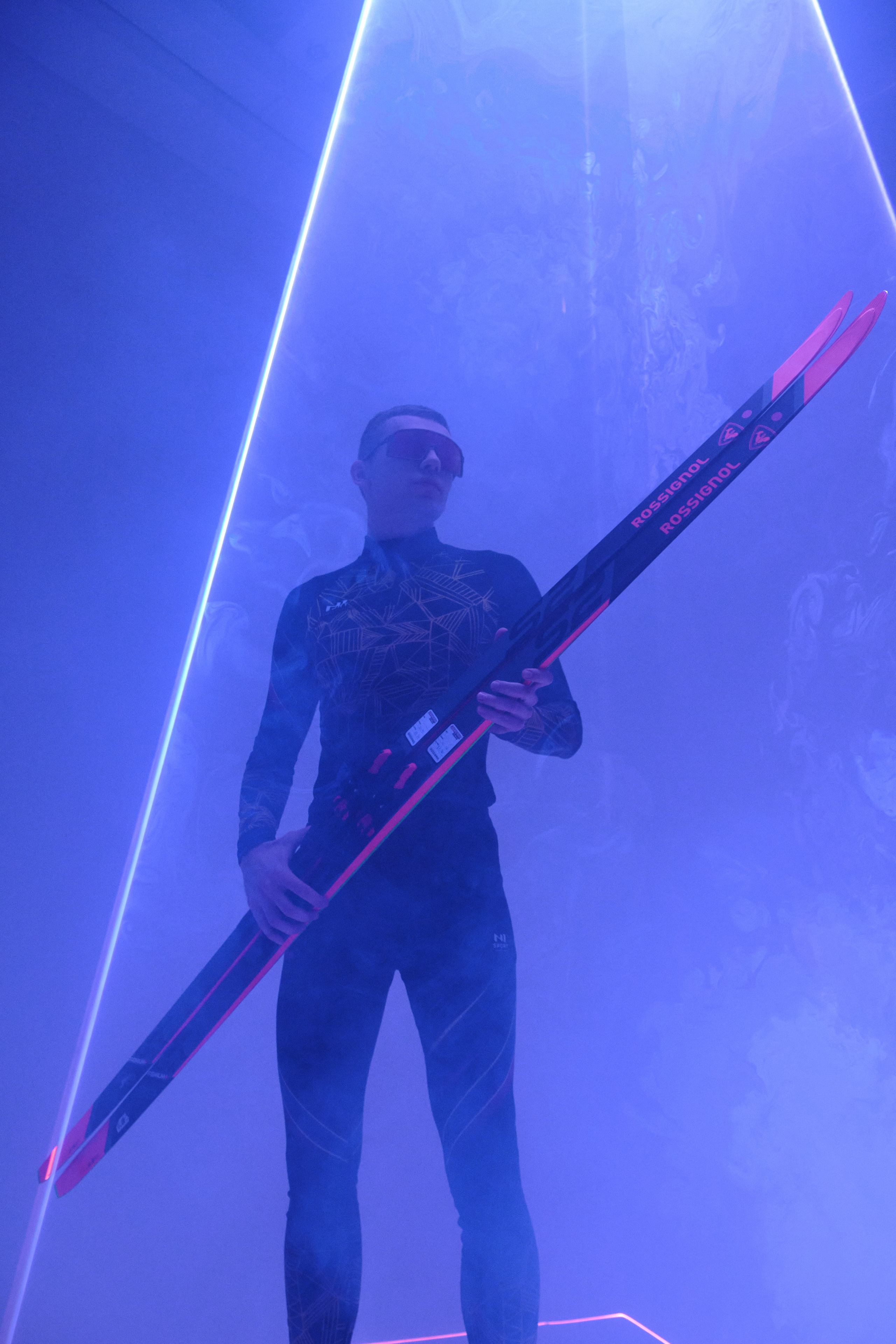 Илья. Портрет с лазерами. Свадебный и портретный фотограф в Екатеринбурге Александр Блюденов