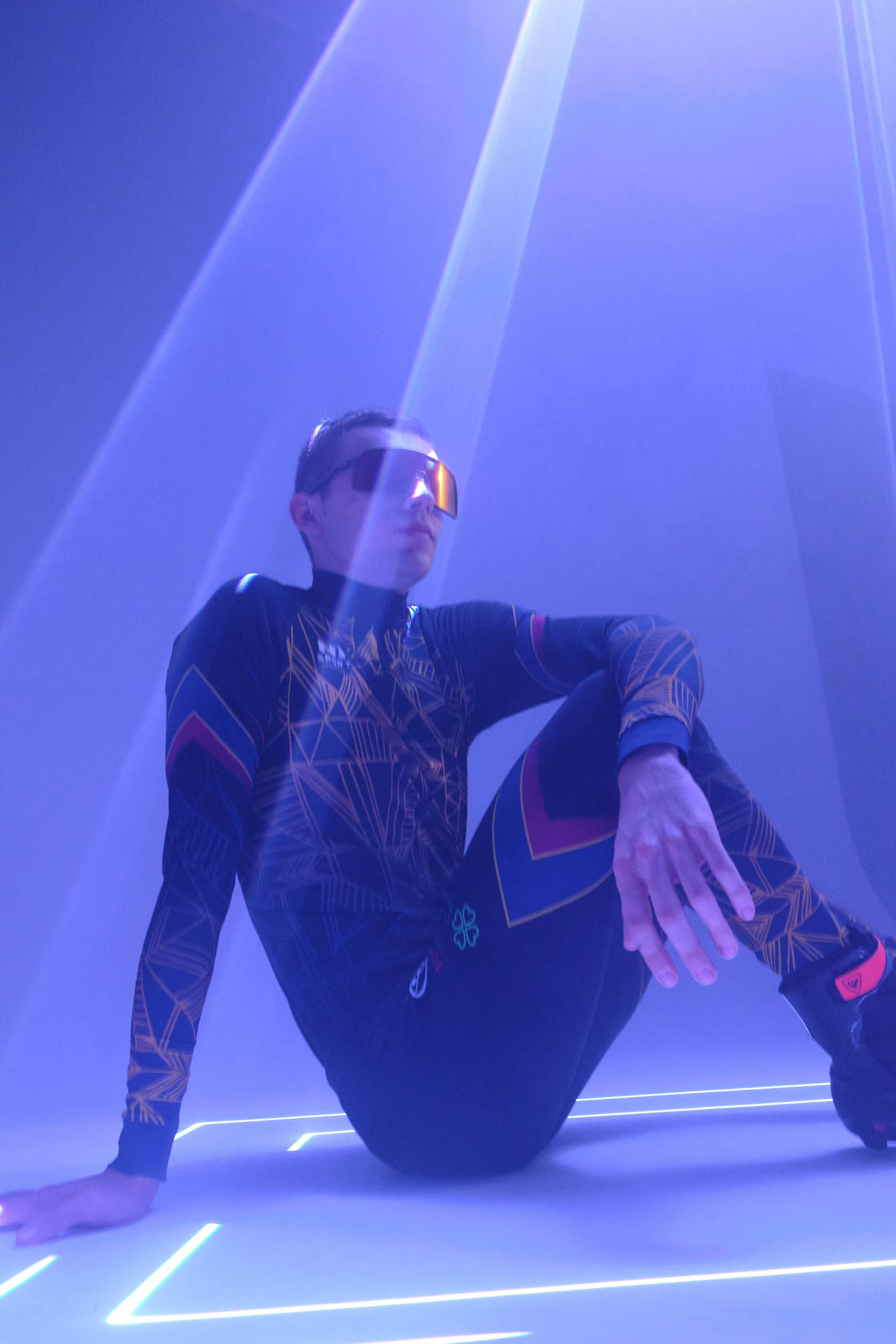 Илья. Портрет с лазерами. Свадебный и портретный фотограф в Екатеринбурге Александр Блюденов