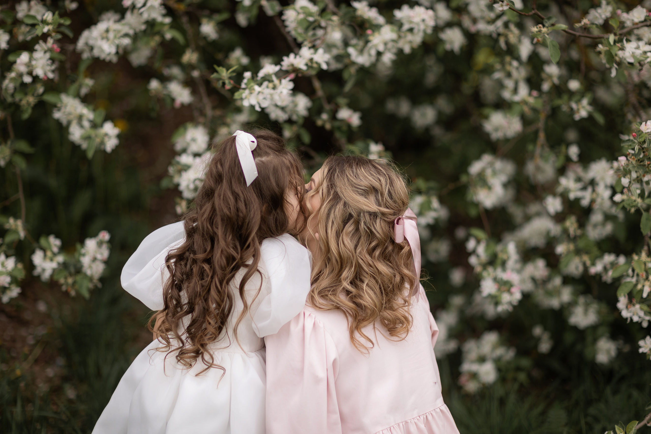 Ксения и Виктория. Свадебный и семейный фотограф Татьяна Ласкина в Великом Новгороде