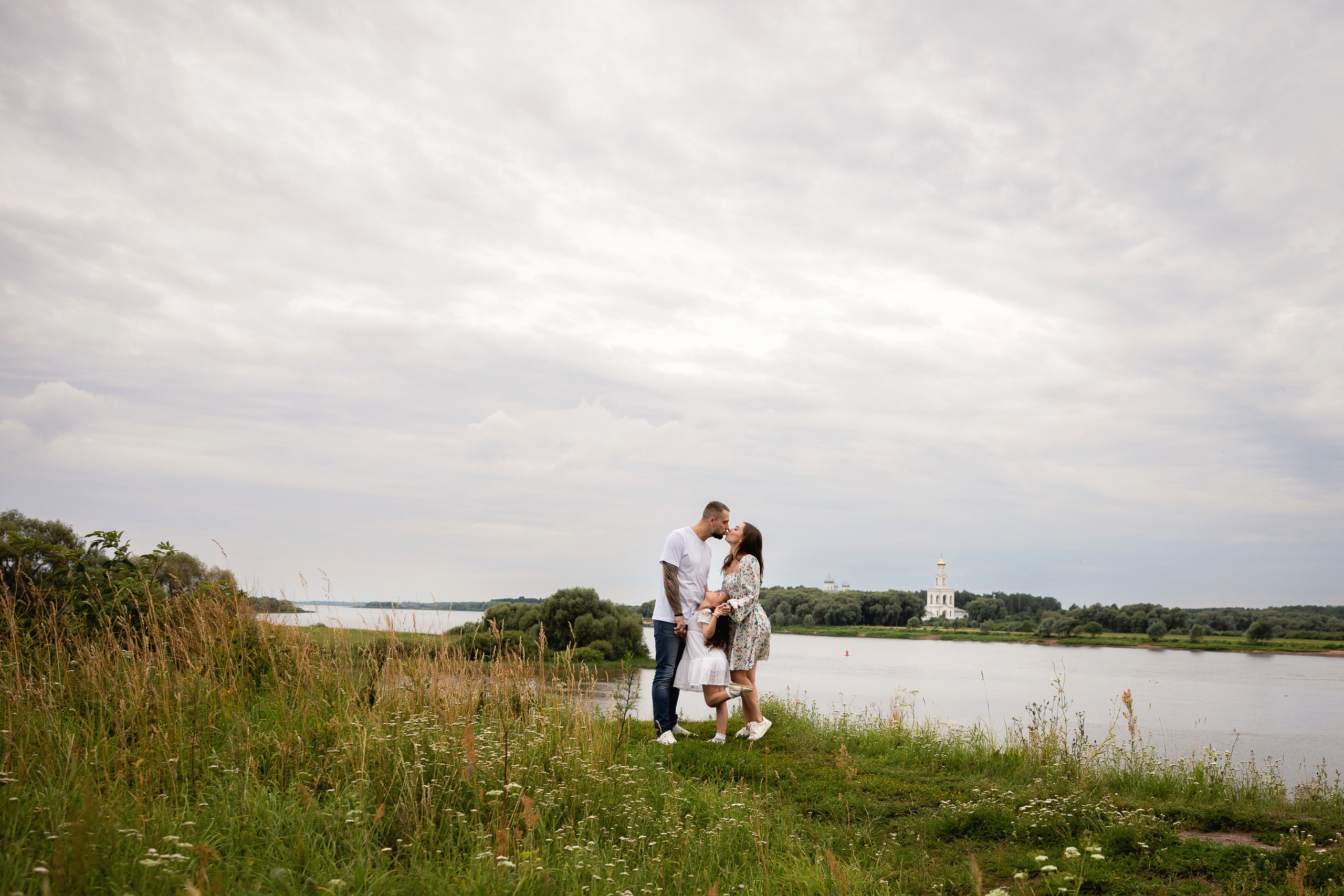Прогулка на Рюриково городище. Свадебный и семейный фотограф Татьяна Ласкина в Великом Новгороде