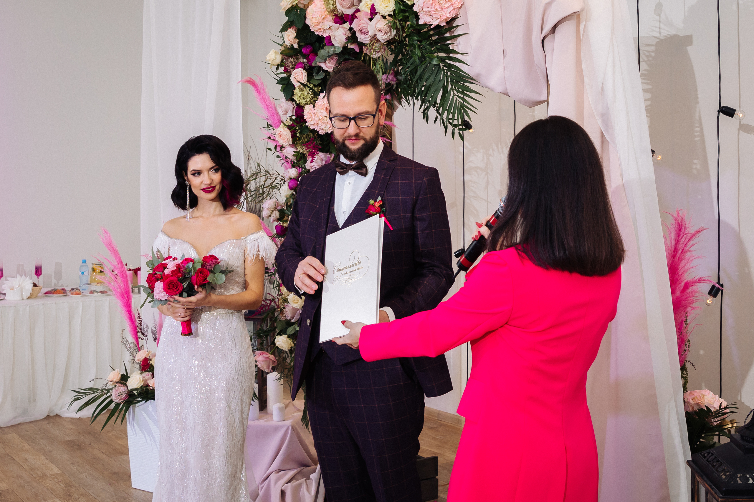 Оксана и Николай. Свадебный и семейный фотограф Татьяна Ласкина в Великом Новгороде