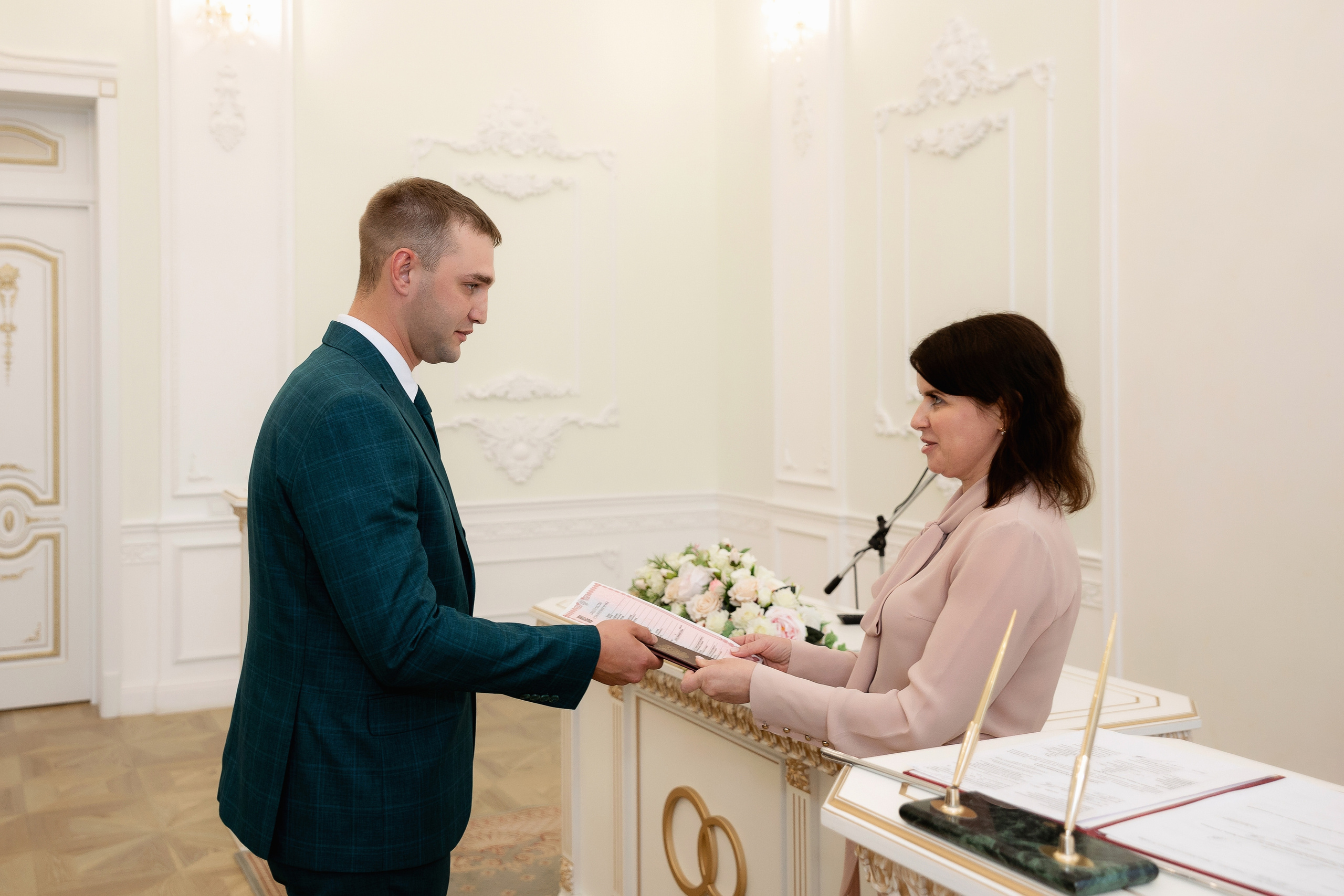 Олеся и Никита. Свадебный и семейный фотограф Татьяна Ласкина в Великом Новгороде