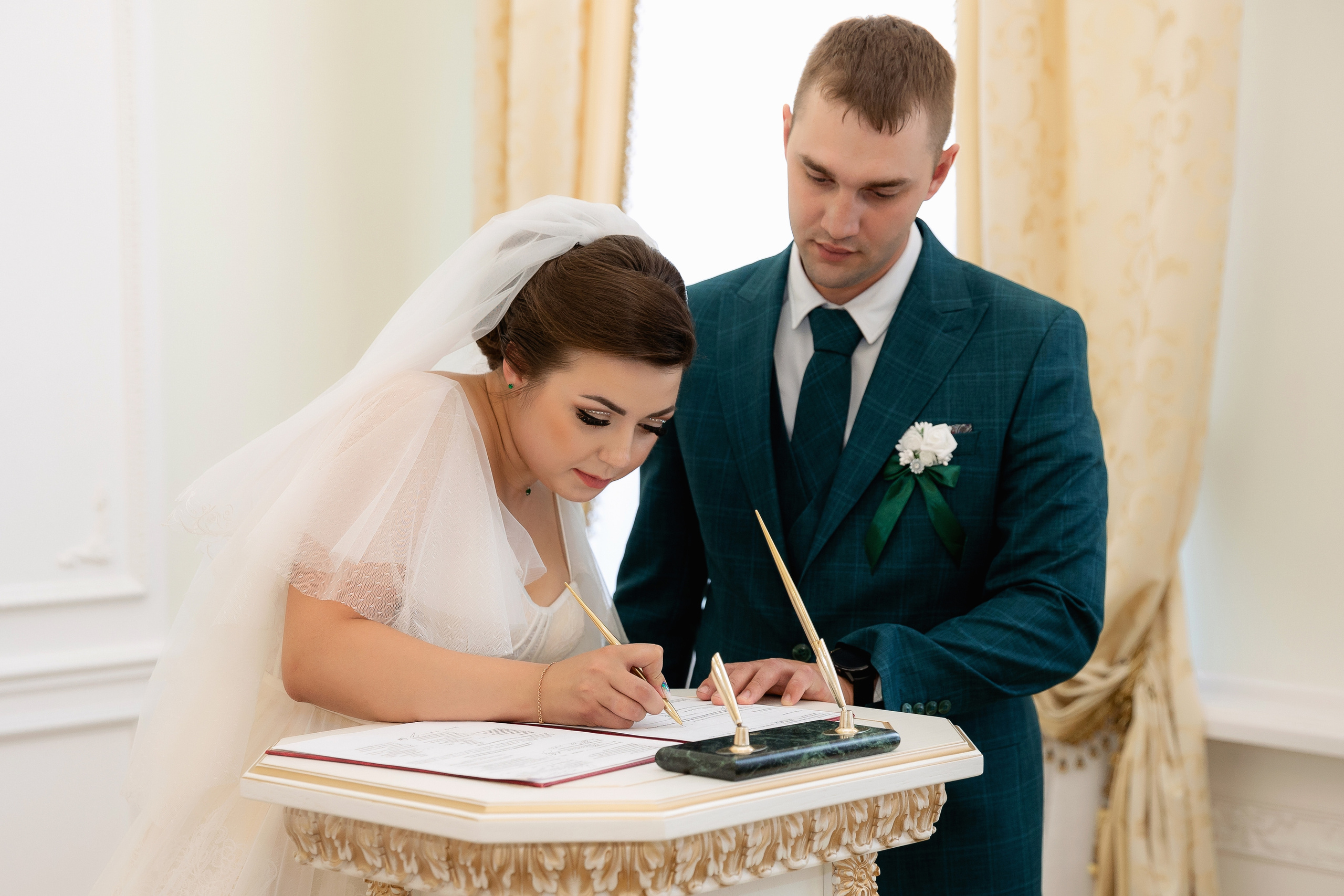 Олеся и Никита. Свадебный и семейный фотограф Татьяна Ласкина в Великом Новгороде