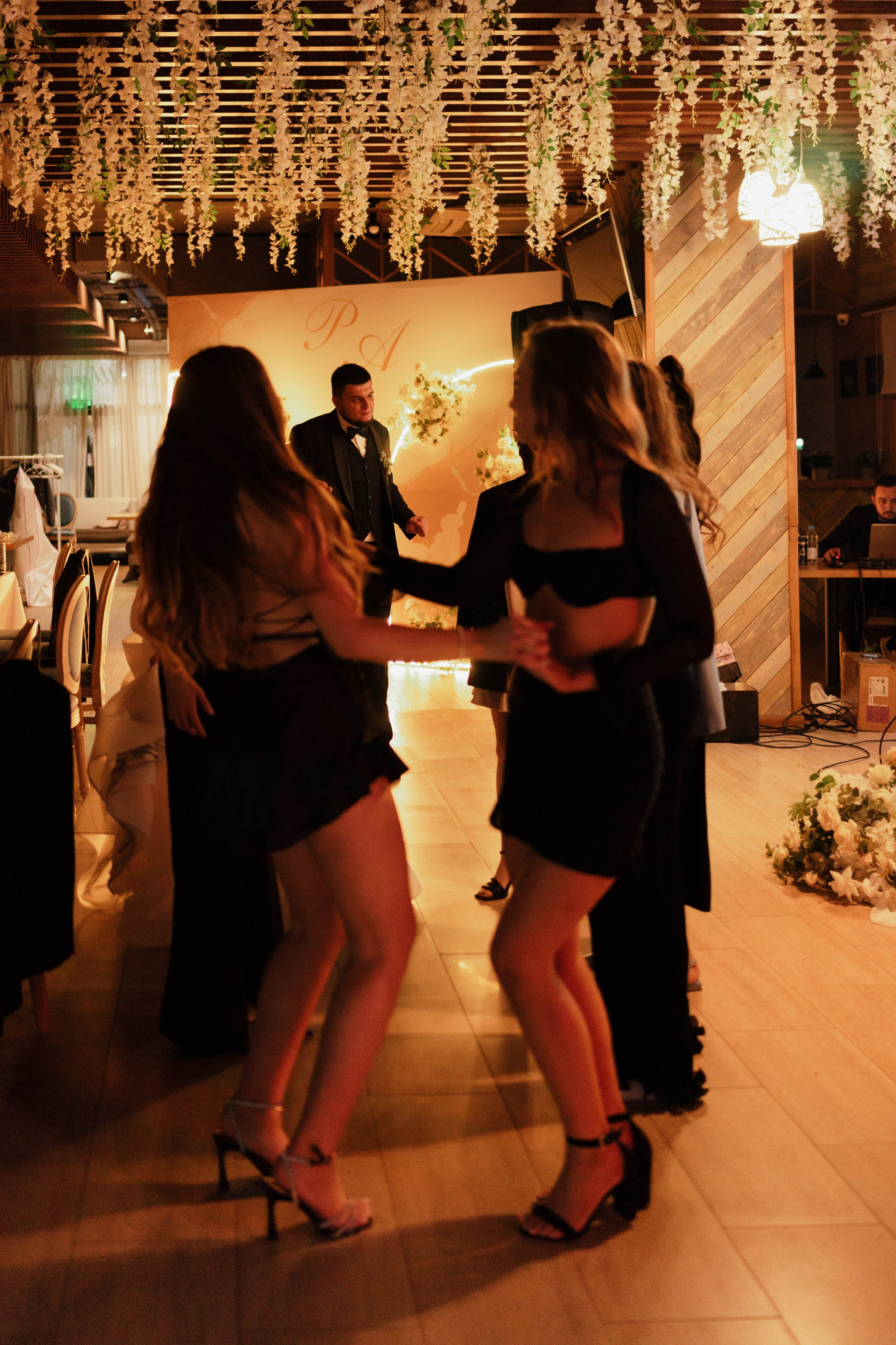 Свадебная фотосессия Арины и Радмира. Свадебный фотограф в Уфе  — Данилова Елена