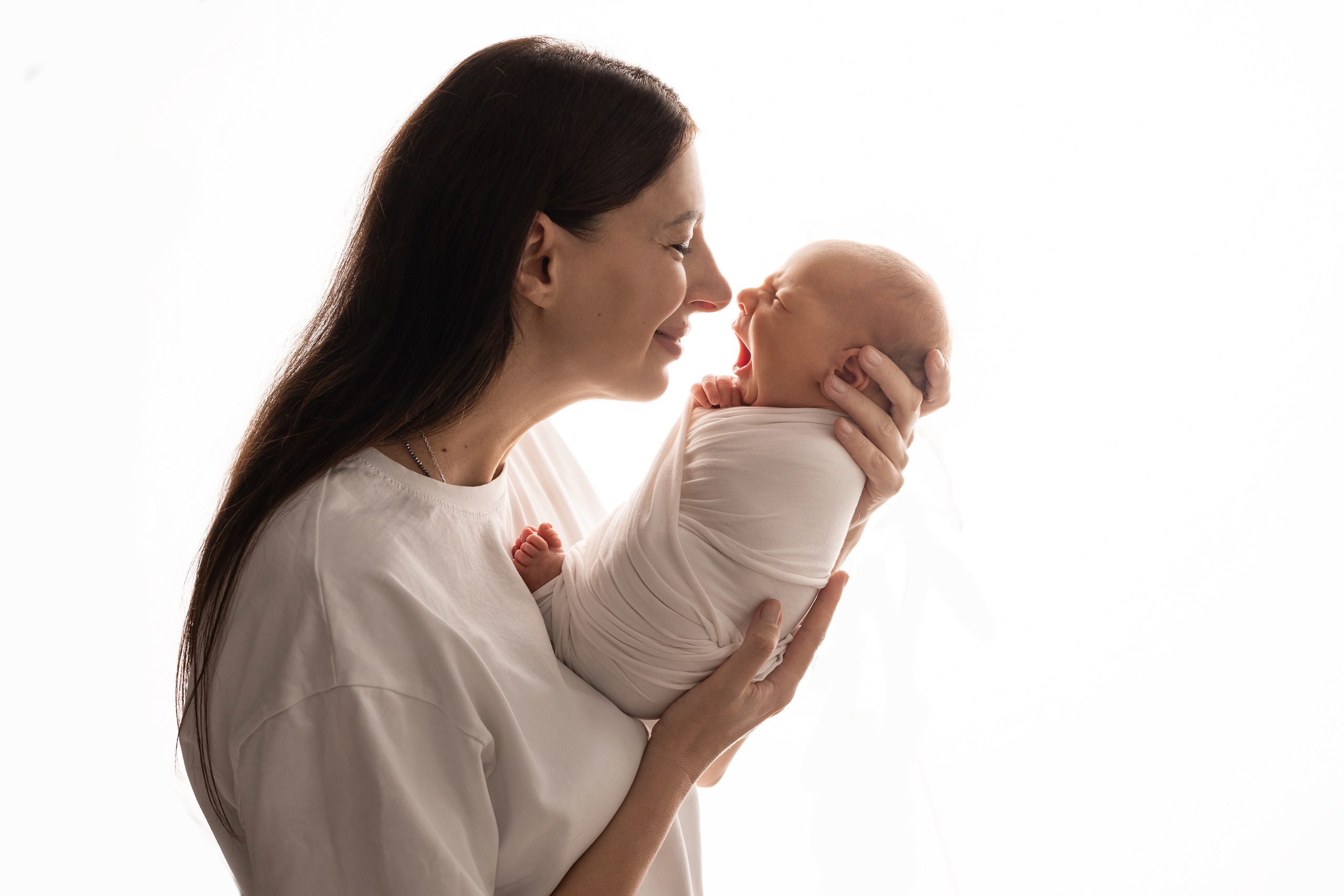 Портфолио Семья - Фотограф новорожденных: моменты счастья и связи. Фотограф новорожденных: волшебные моменты первых дней жизни