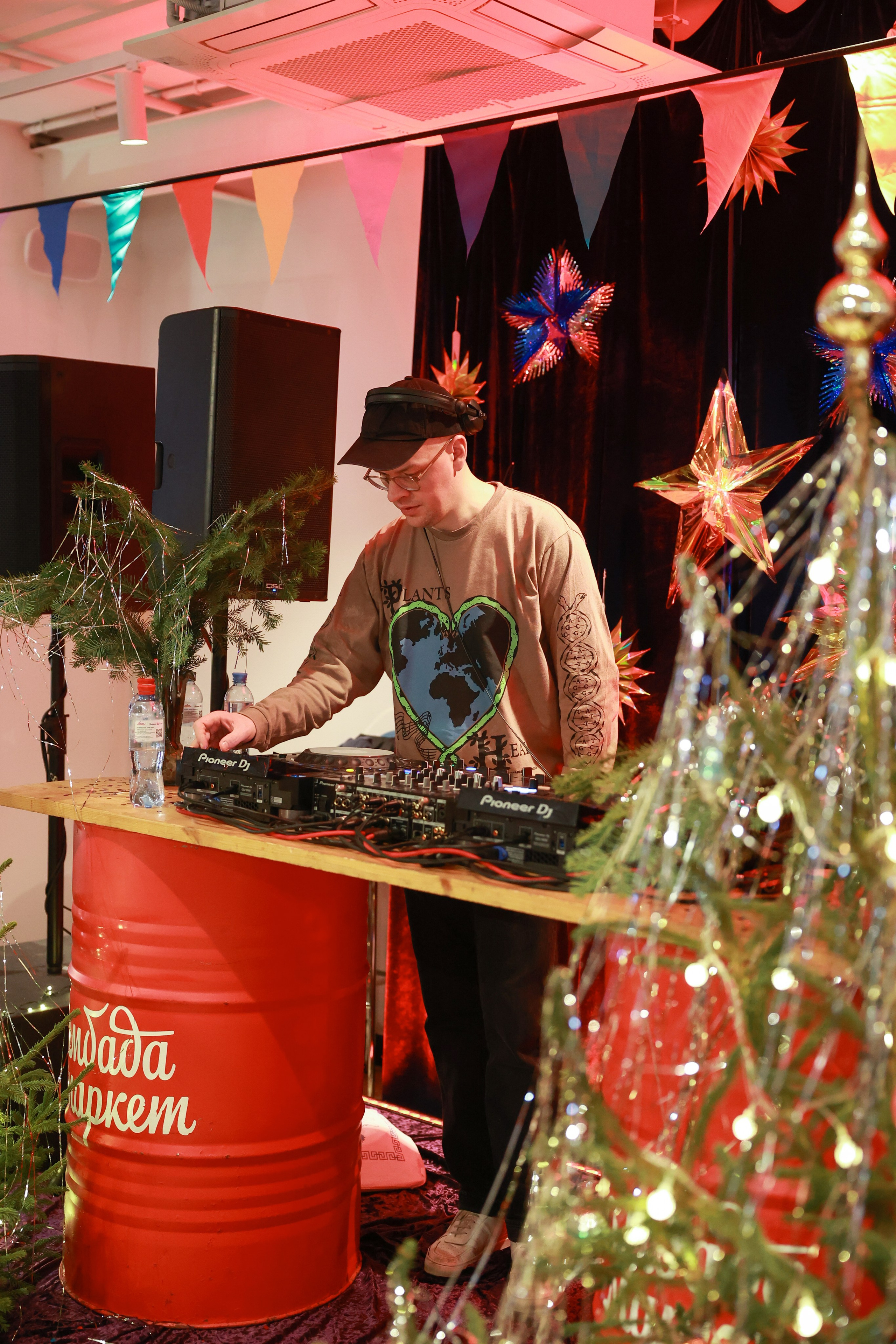 23–24 декабря 2023 в «Три вокзала. Депо» / День 1. Фотоотчеты «Ламбада-маркета»