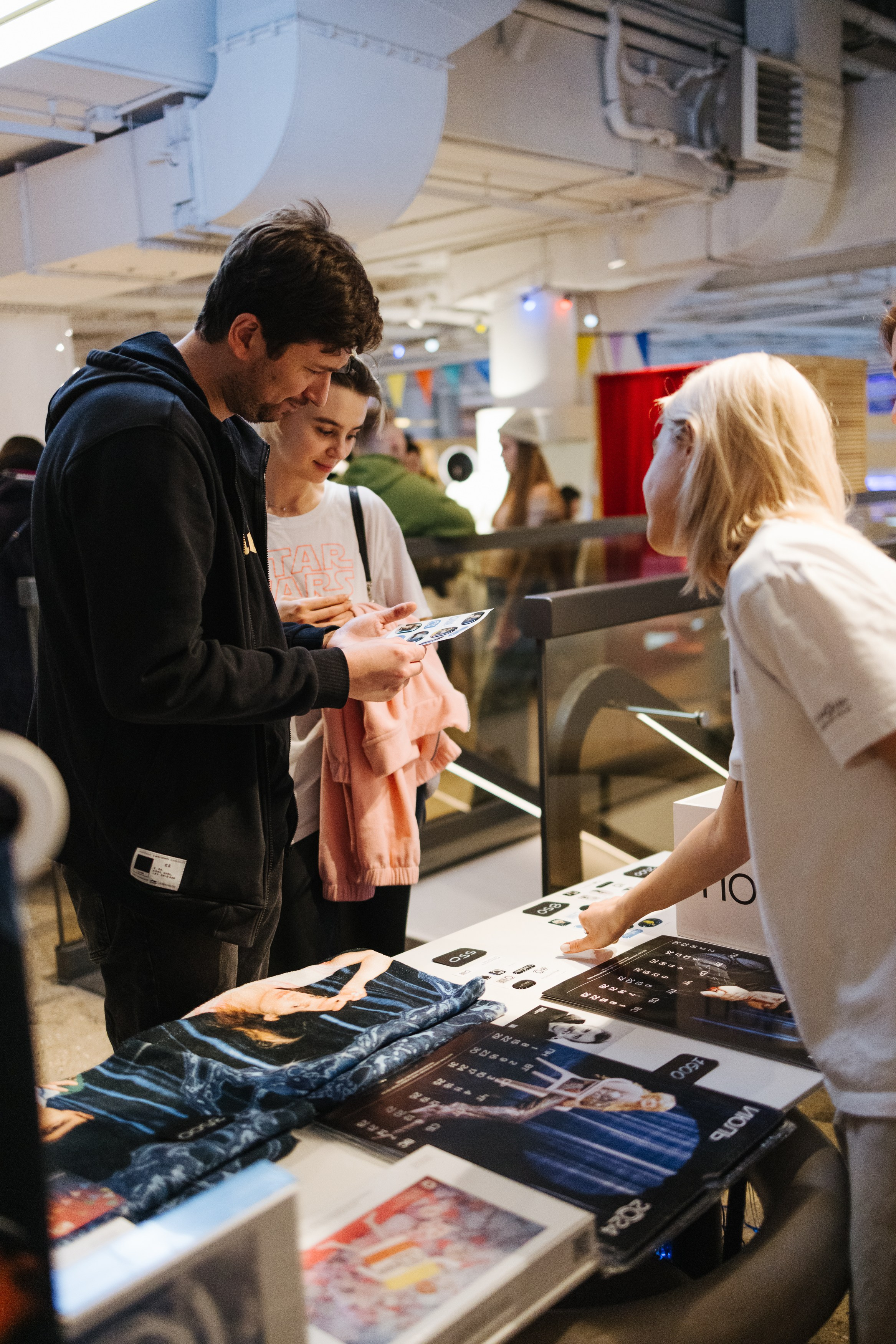 23–24 декабря 2023 в «Три вокзала. Депо» / День 2 / фото Валерий Белобеев. Фотоотчеты «Ламбада-маркета»