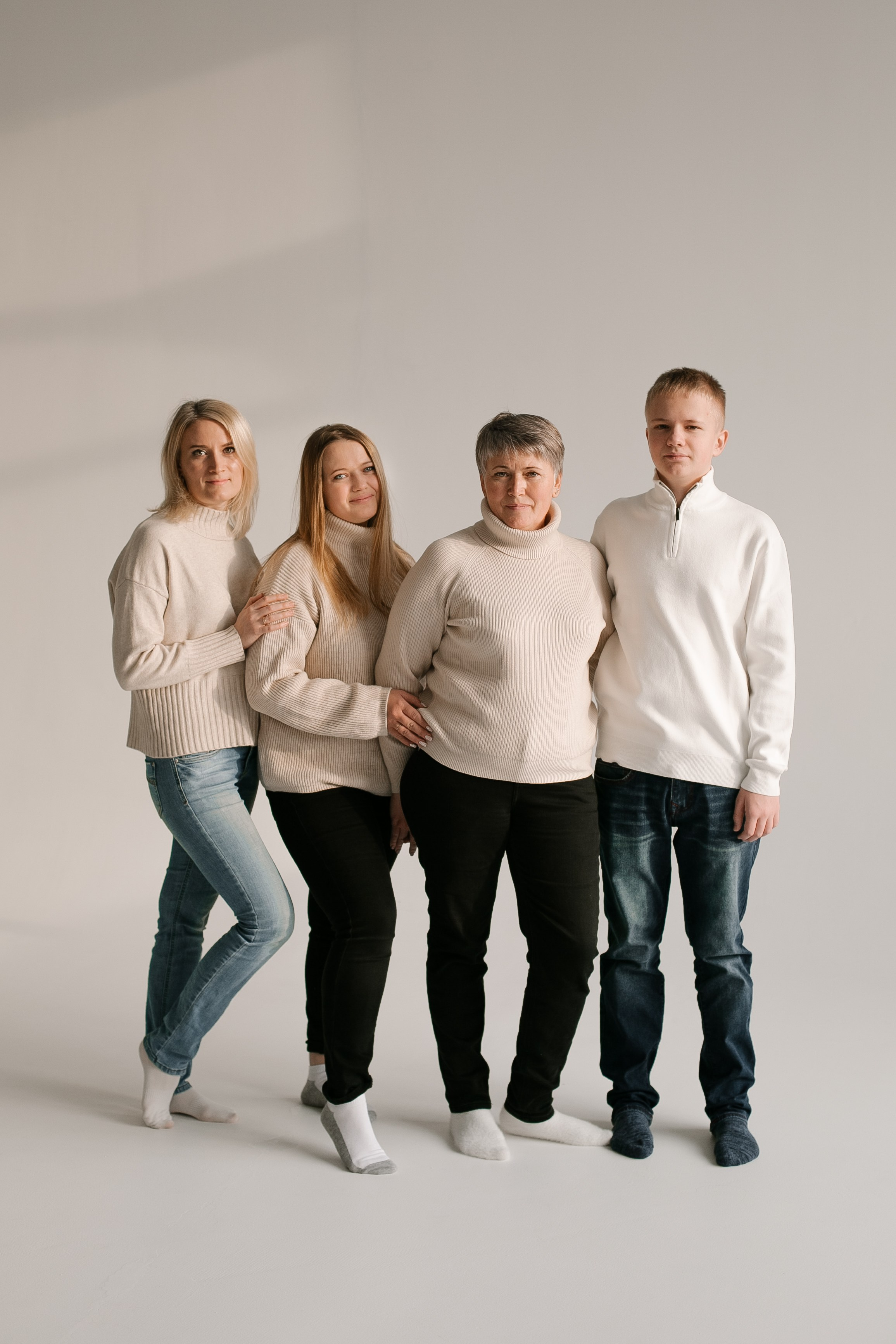 Большая семья Веры. Свадебный, семейный и детский фотограф в г. Абакан респ. Хакасия Любов