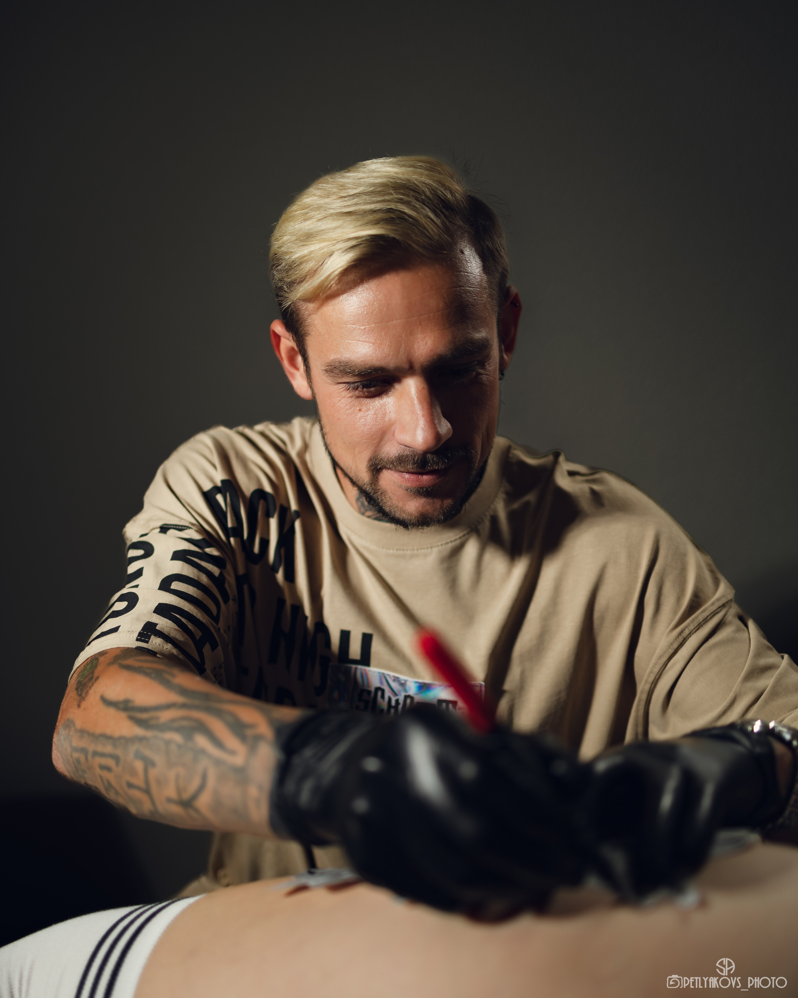 Фотосессия для мастера тату Александра. Фотограф, видеограф Пятигорск, Ставрополь, Ессентуки, Petlyakovs_photo