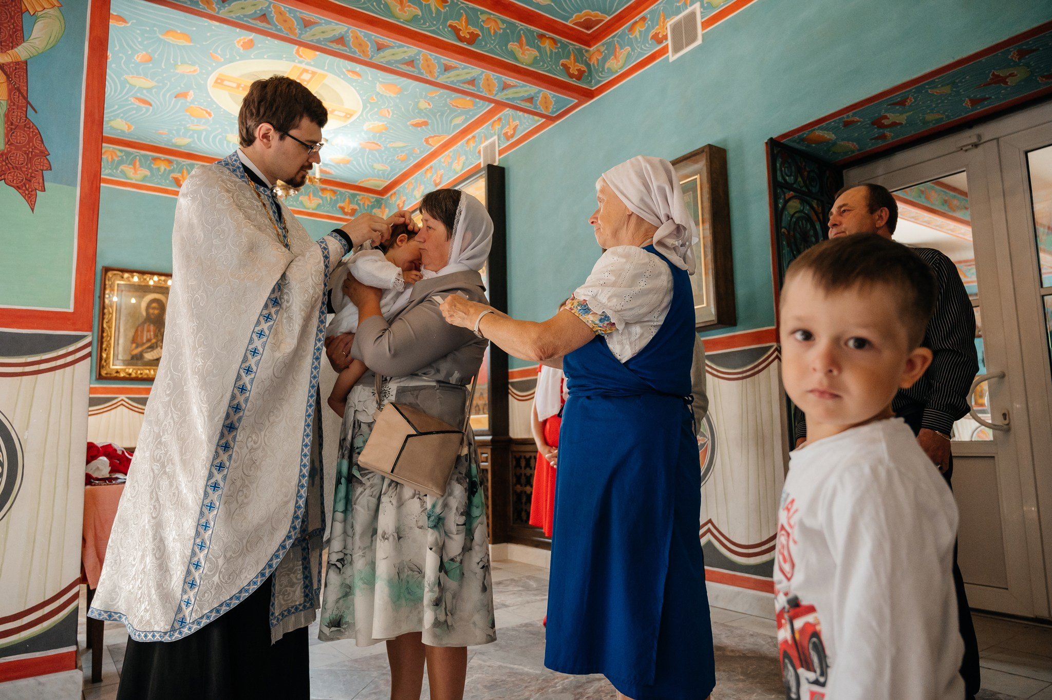 Крещение в храме. Свадебный и семейный фотограф из Санкт-Петербурга Климов Анатолий