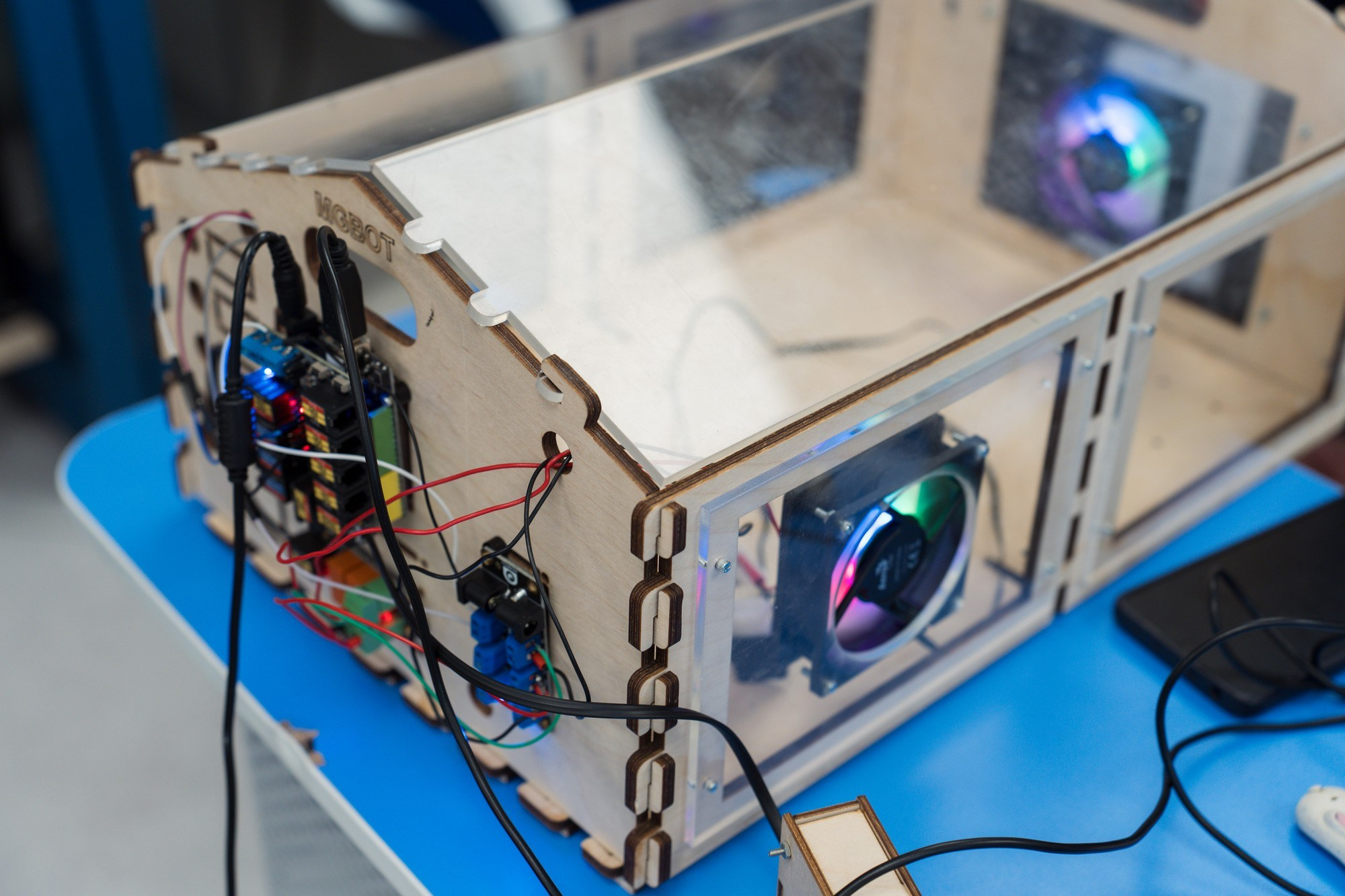 Инженерные кадры России. Репортажная съёмка в Санкт-Петербурге, Константин Петров