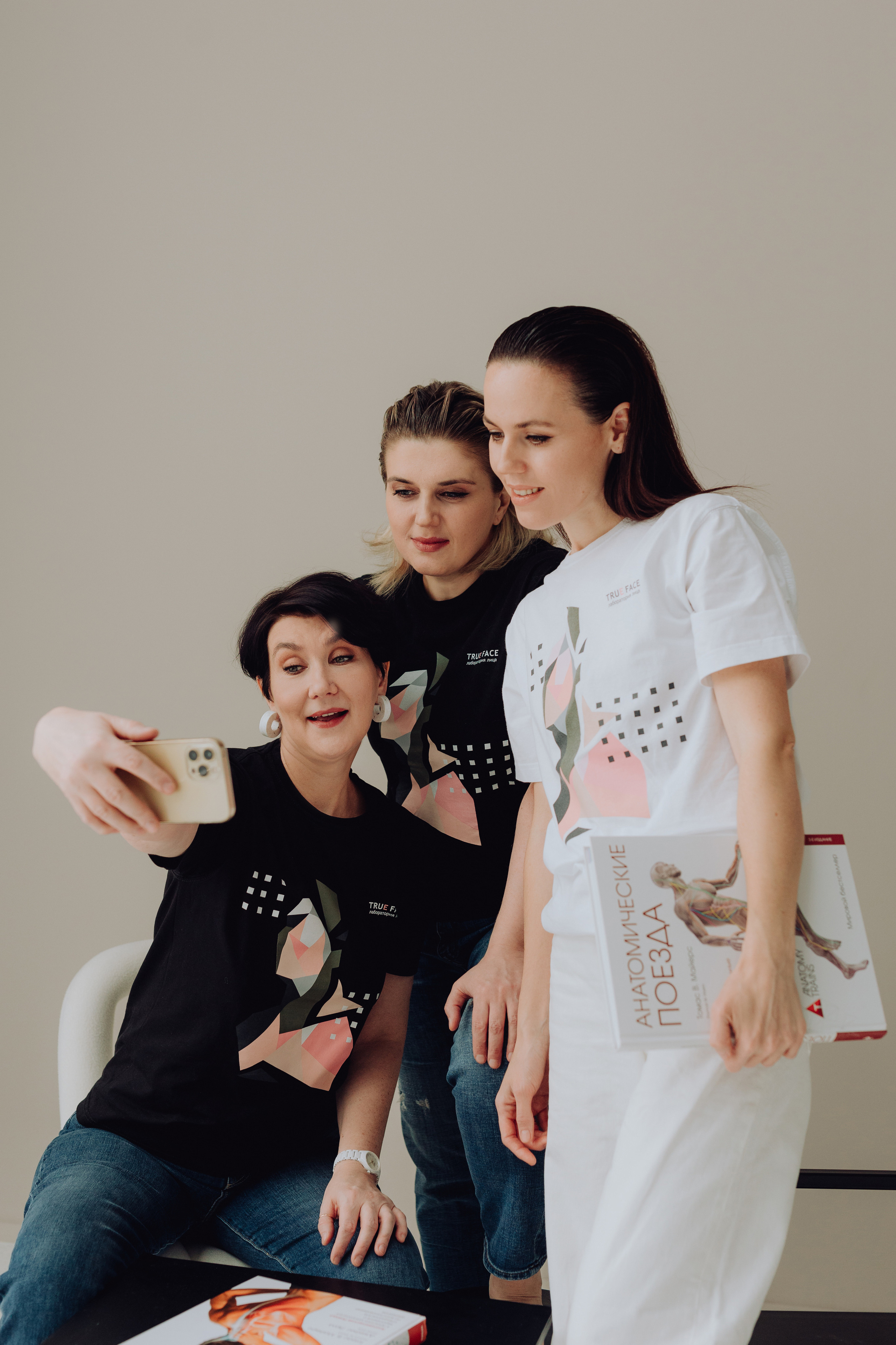 Студия массажа. Портретный имиджевый фотограф в Москве