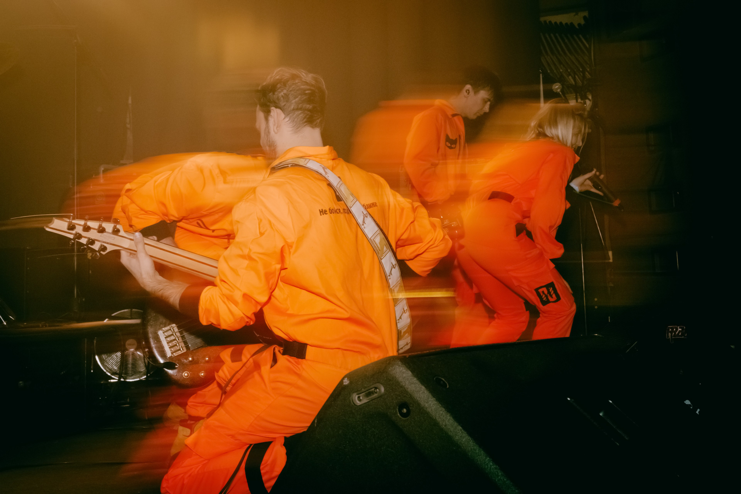 ПОСЛЕДНИЙ ПИОНЕР. Фотограф Елена Богачева (lenalena_na_na_na)