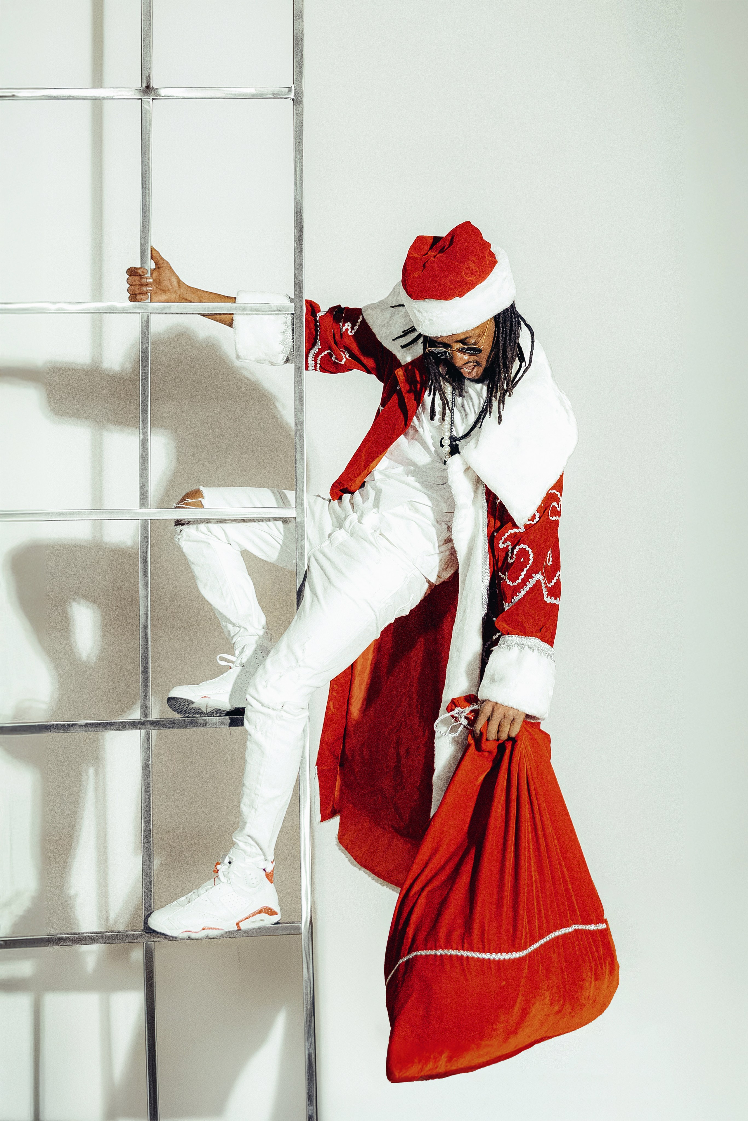 Не Дед мороз