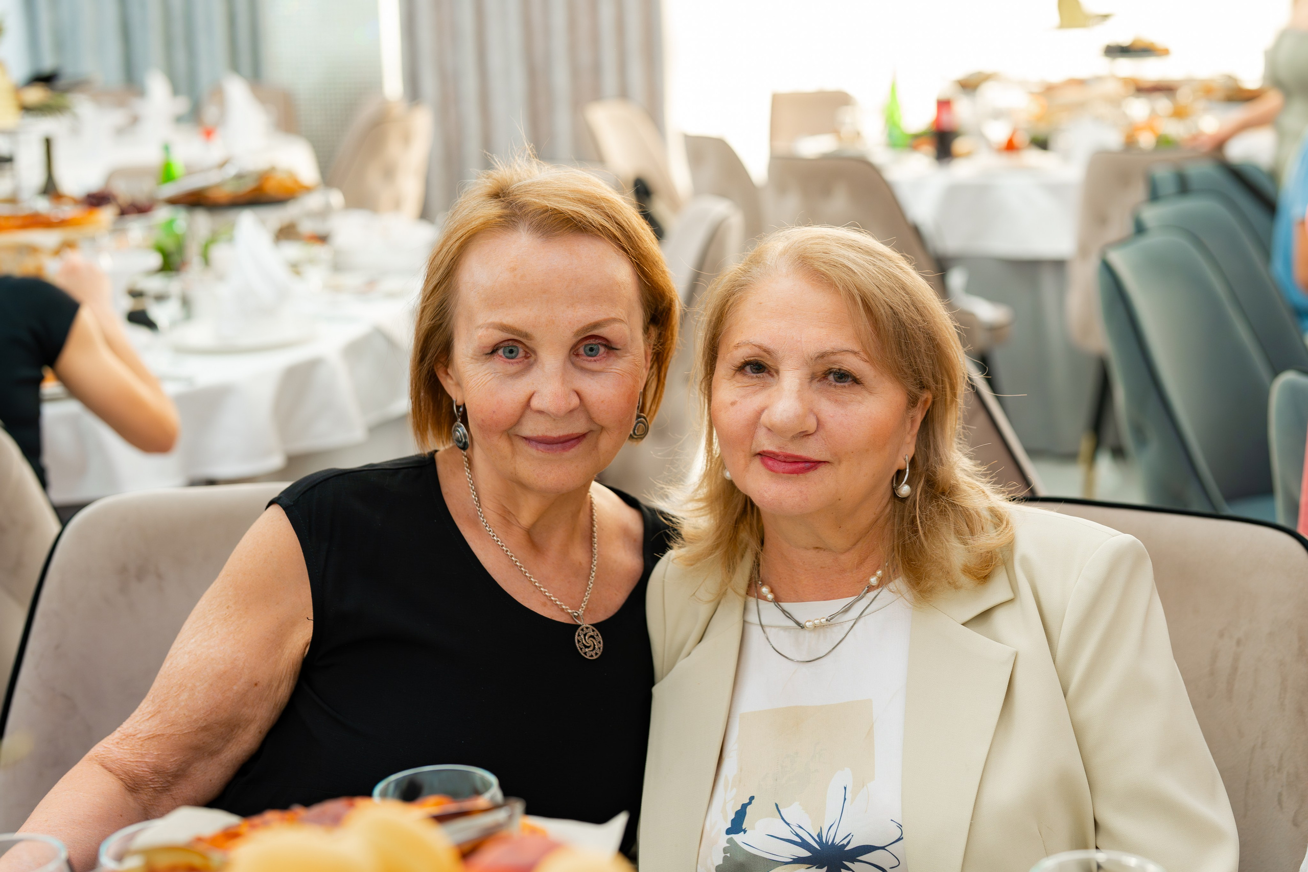 Школьный бал. Фотограф видеограф Геннадий Янбаев в Сочи, Краснодаре