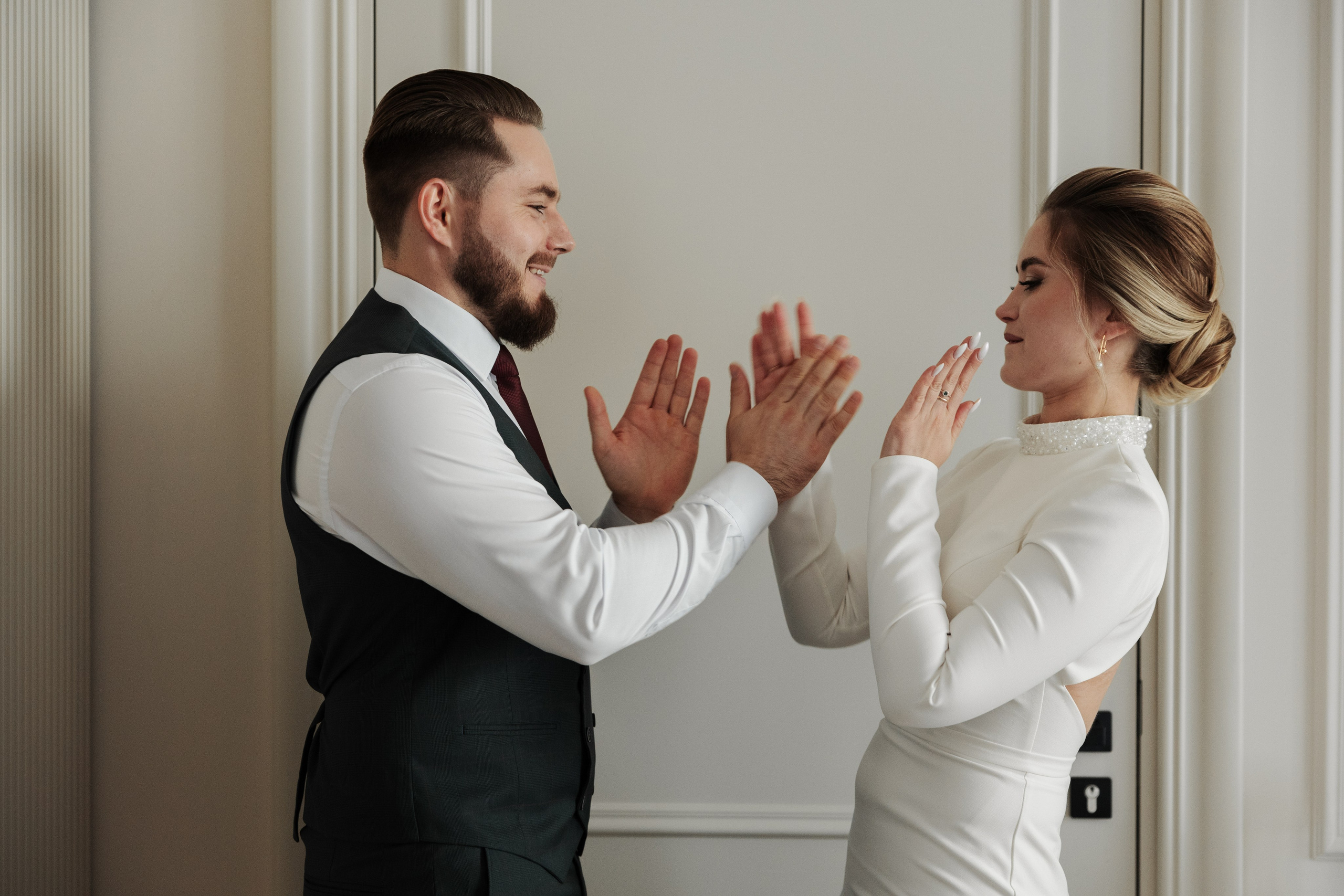 Сборы в отеле Marriott imperial plazа, Сборы в отеле Мэриот Империал Плаза, Роспись в загсе Вегас, Ужин в ресторане Bagebi. Свадебный фотограф Москва Анастасия Храмова