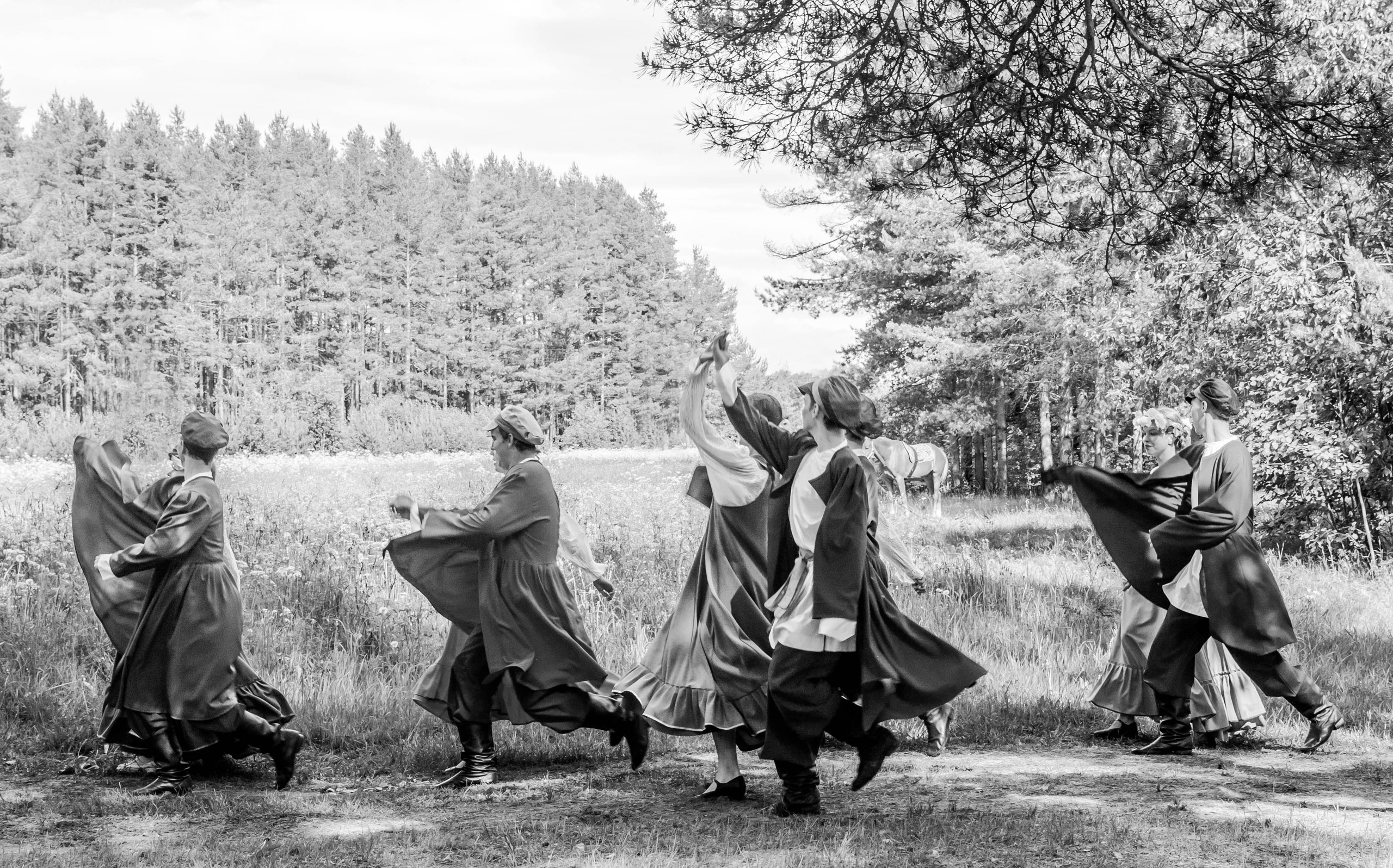 Ансамбль «Созвездие». Свадебный и семейный фотограф в Карелии