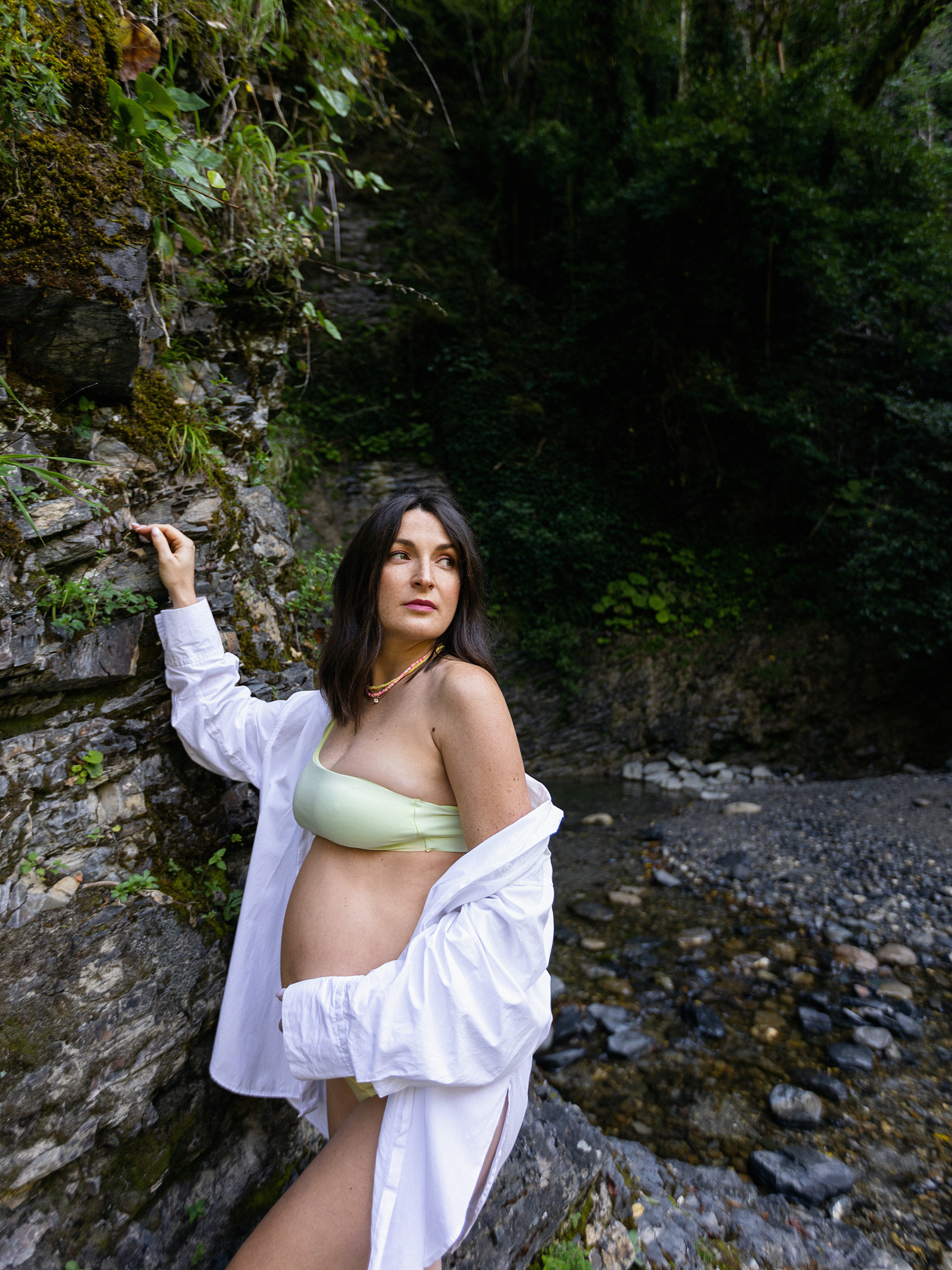 Людмила. Фотосессия беременности на водопадах. Фотограф в Сочи Валерия Белоусова