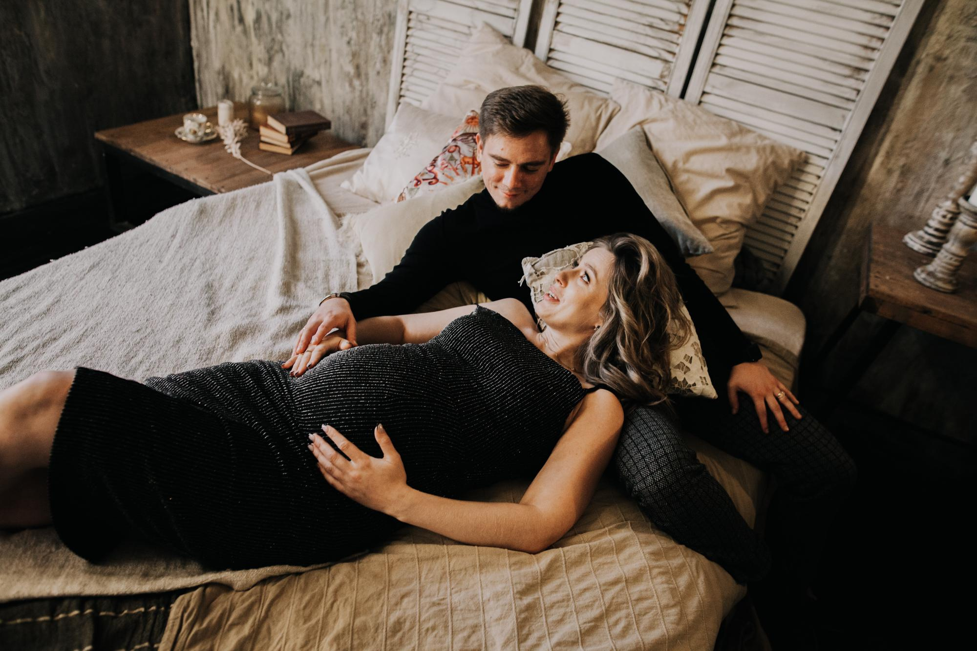 Фотосессия беременной красавицы и ее мужа «в ожидании чуда». Фотограф на крещение и венчание в Нижнем Новгороде.Свадебный Фотограф