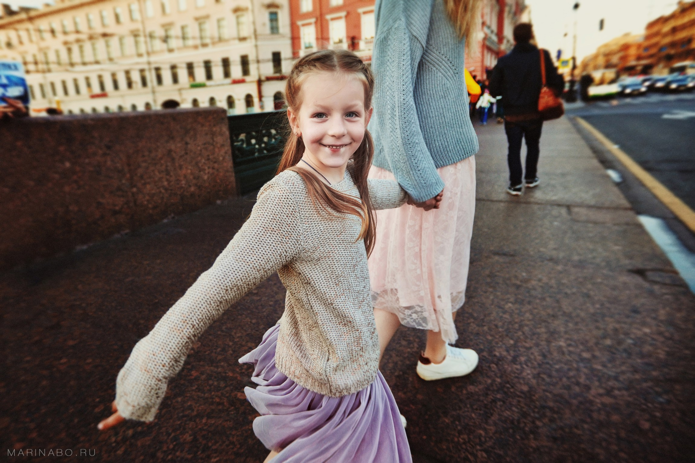 Питер, лето, вечер, крыши - семейная, Lifestyle фотосессия. Семейный Lifestyle фотограф в Санкт-Петербурге Марина Бокшицкая