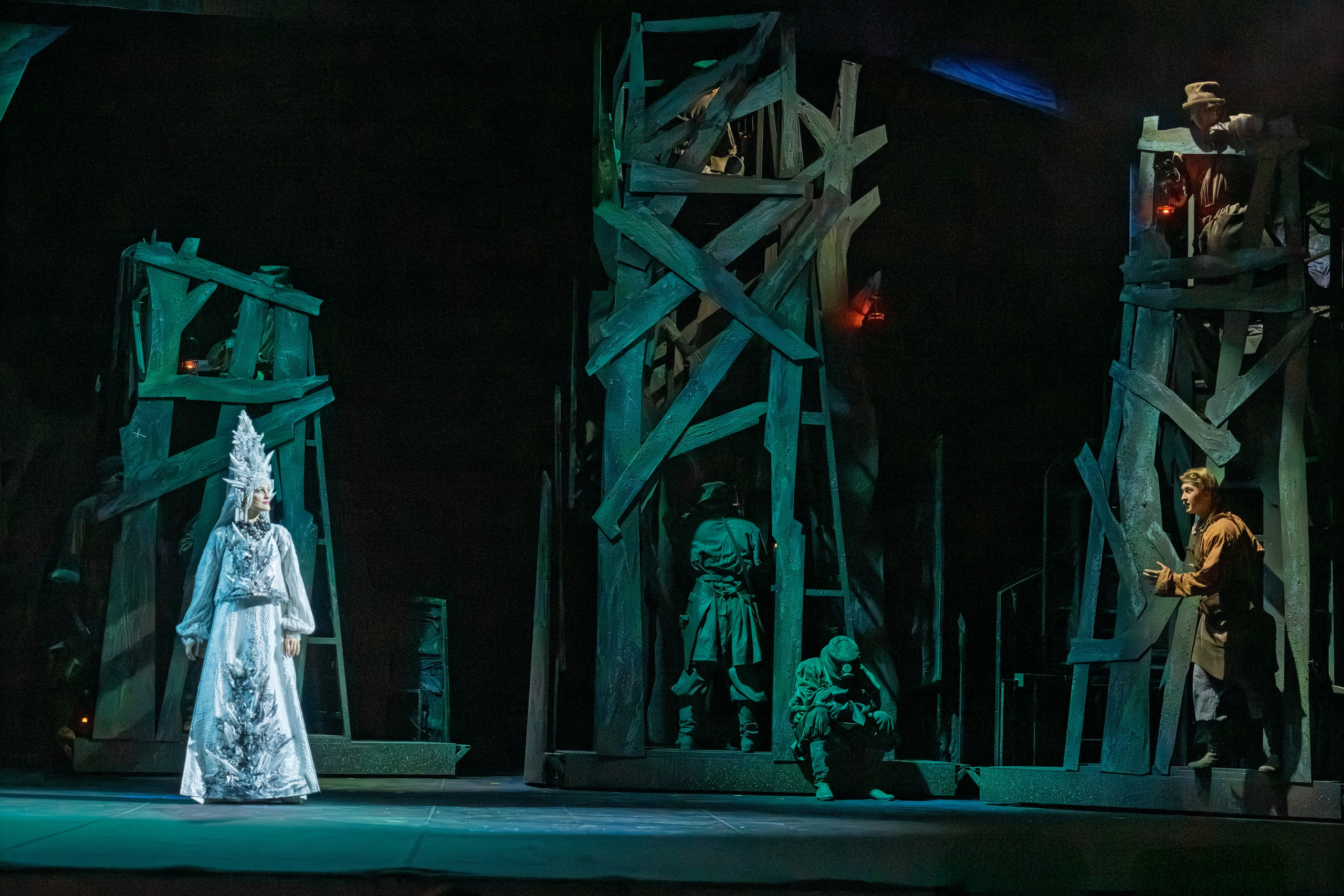 Театр Терезы Дуровой: Малахитовая Шкатулка. Сайт фотографа Сергея Абрамова