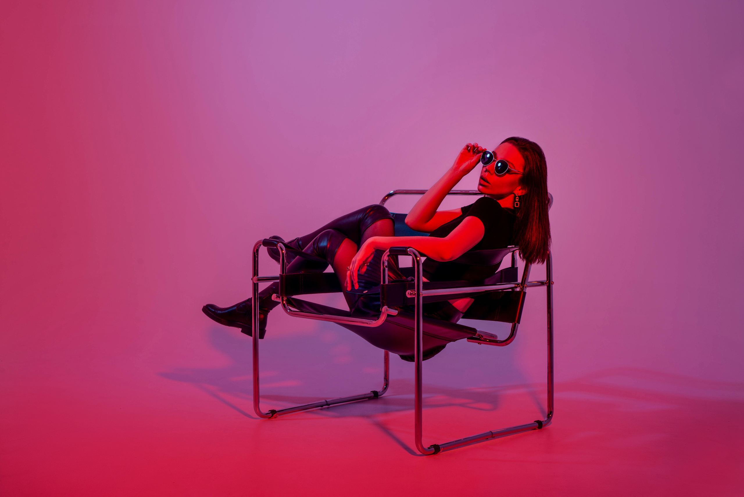 Трансформационная фотоссесия с цветным светом и яркими образами. Фотограф в Санкт-Петербурге Марина Парникова