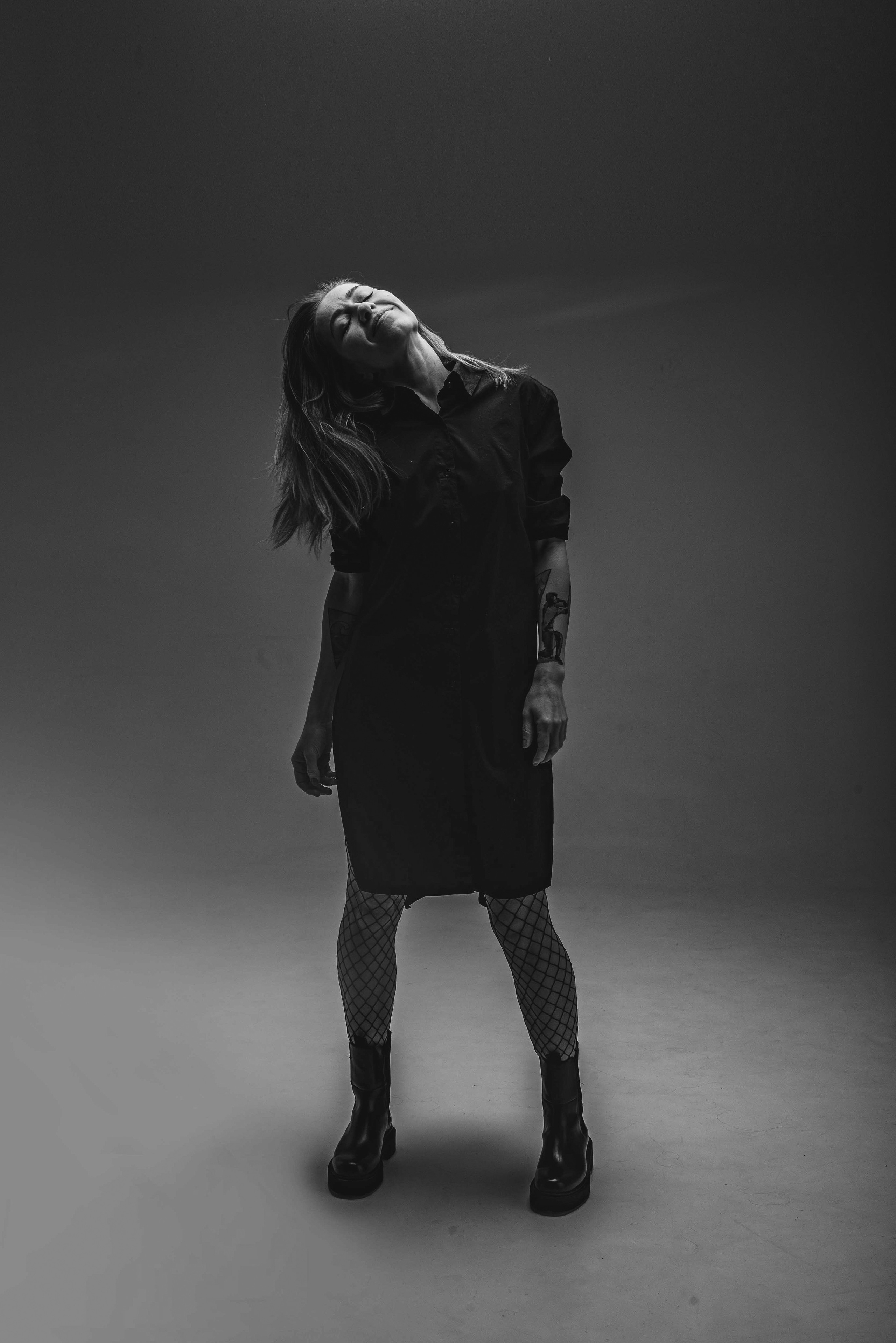 Трансформационная фотоссесия с цветным светом и яркими образами. Фотограф в Санкт-Петербурге Марина Парникова