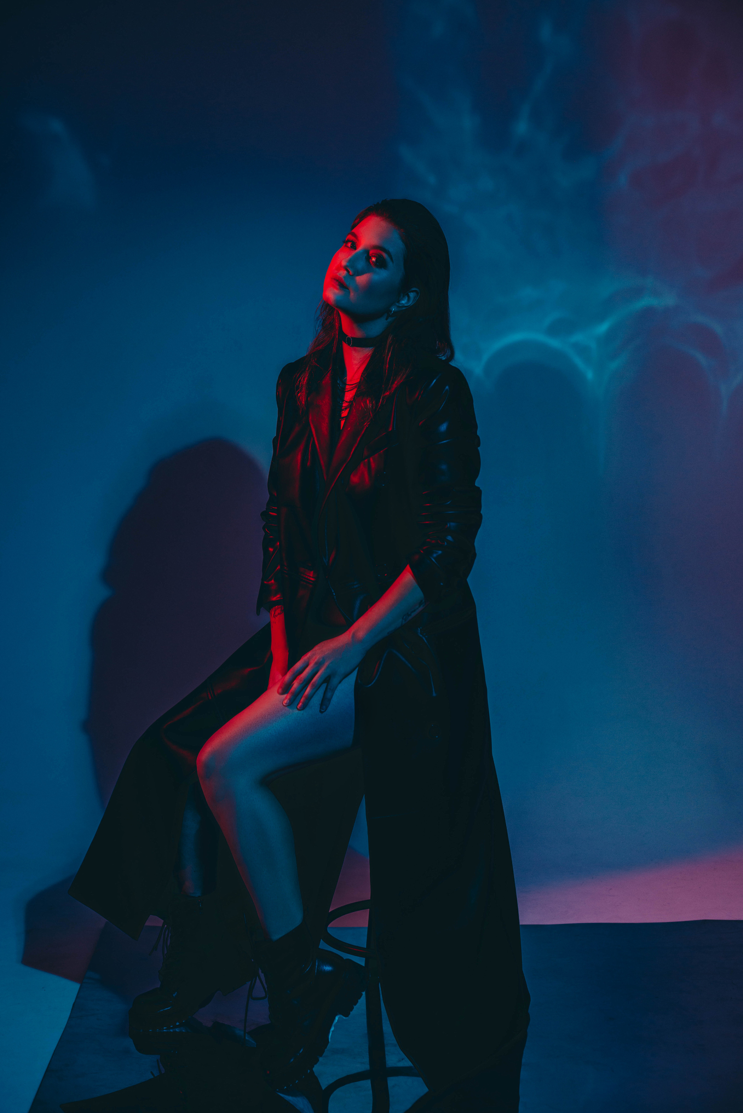 Трансформационная фотоссесия с цветным светом и яркими образами. Фотограф в Санкт-Петербурге Марина Парникова