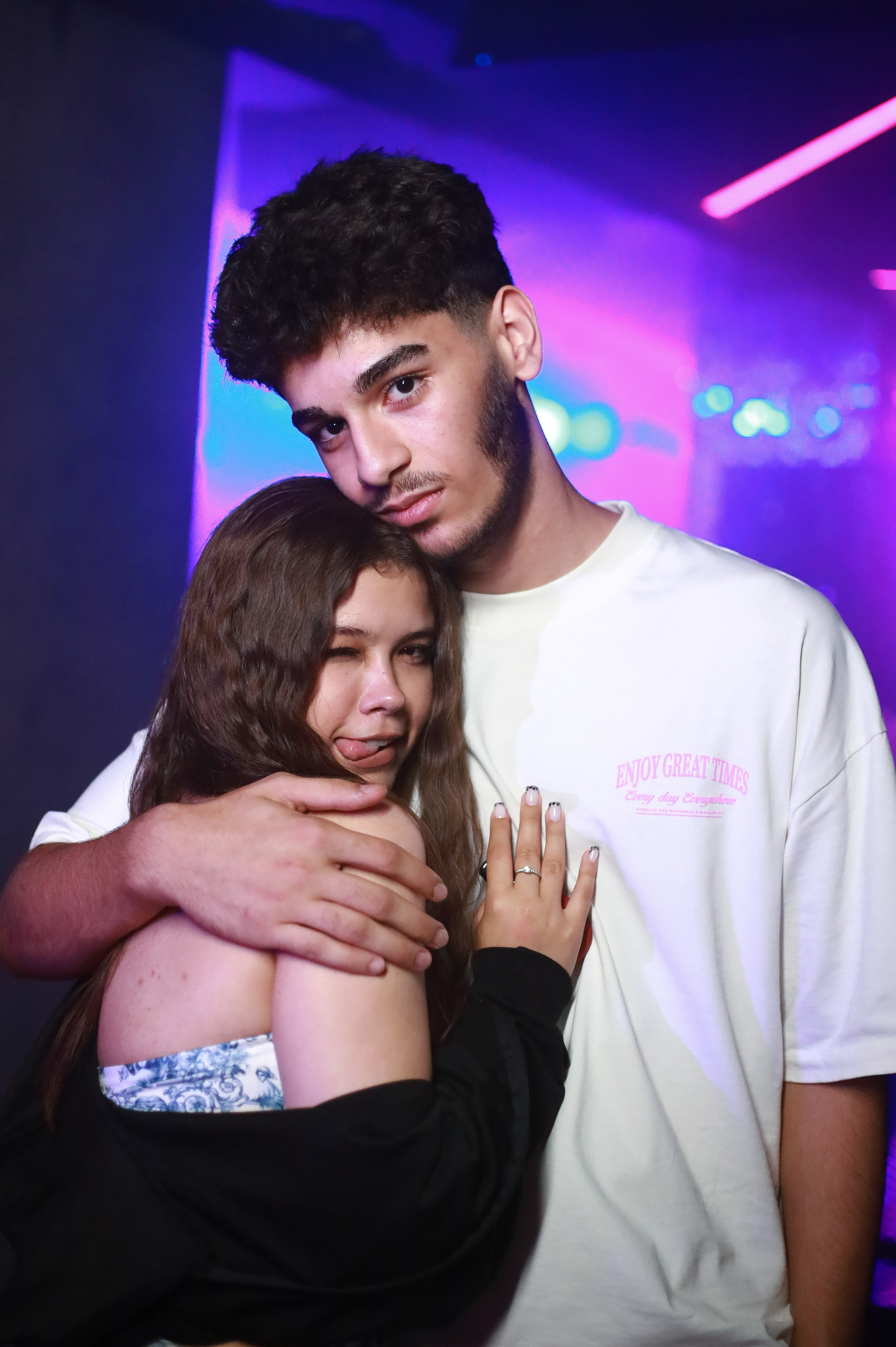 Клуб Резиденция лучшее. Контакты