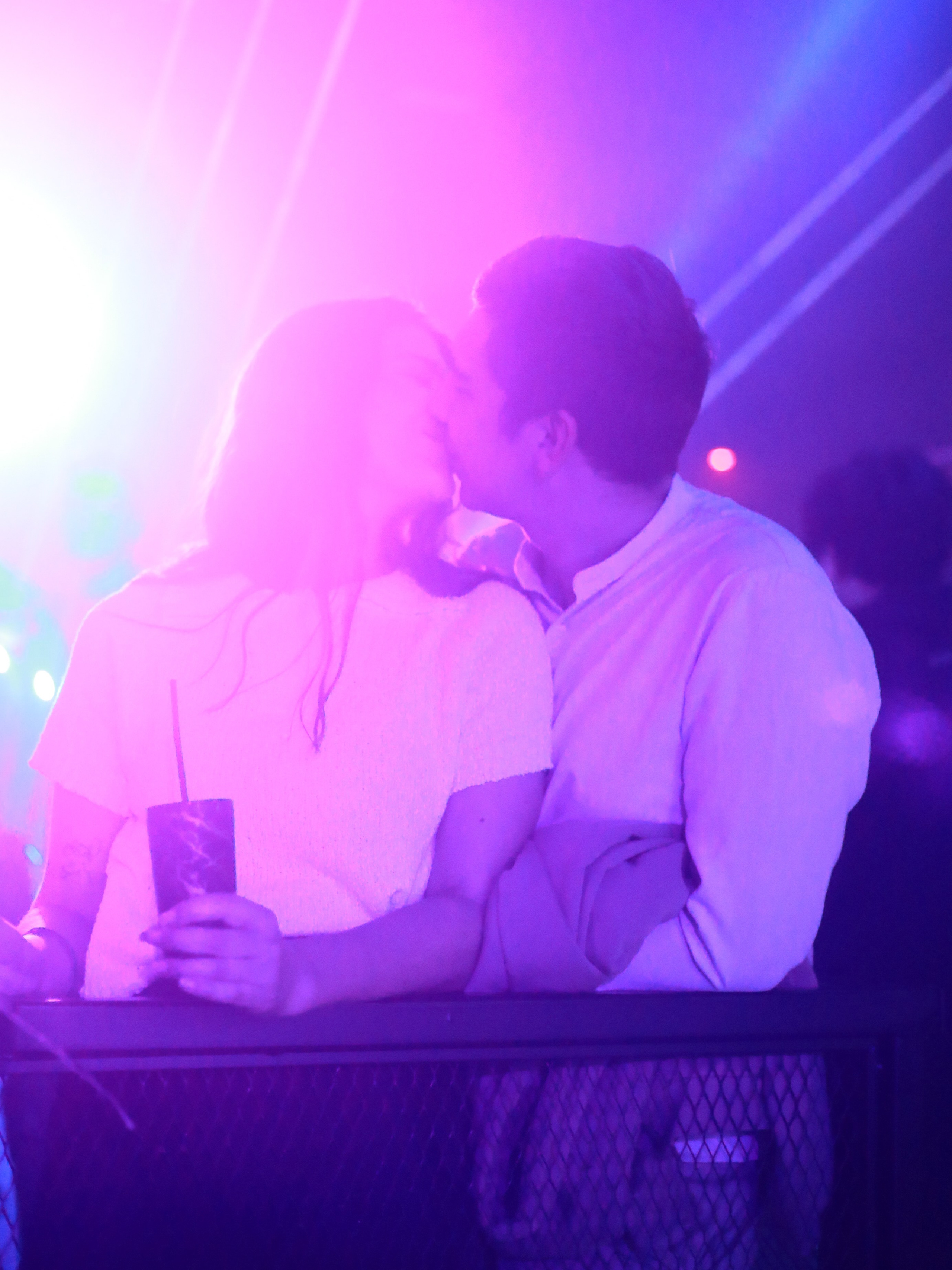 Клуб Резиденция лучшее. Контакты