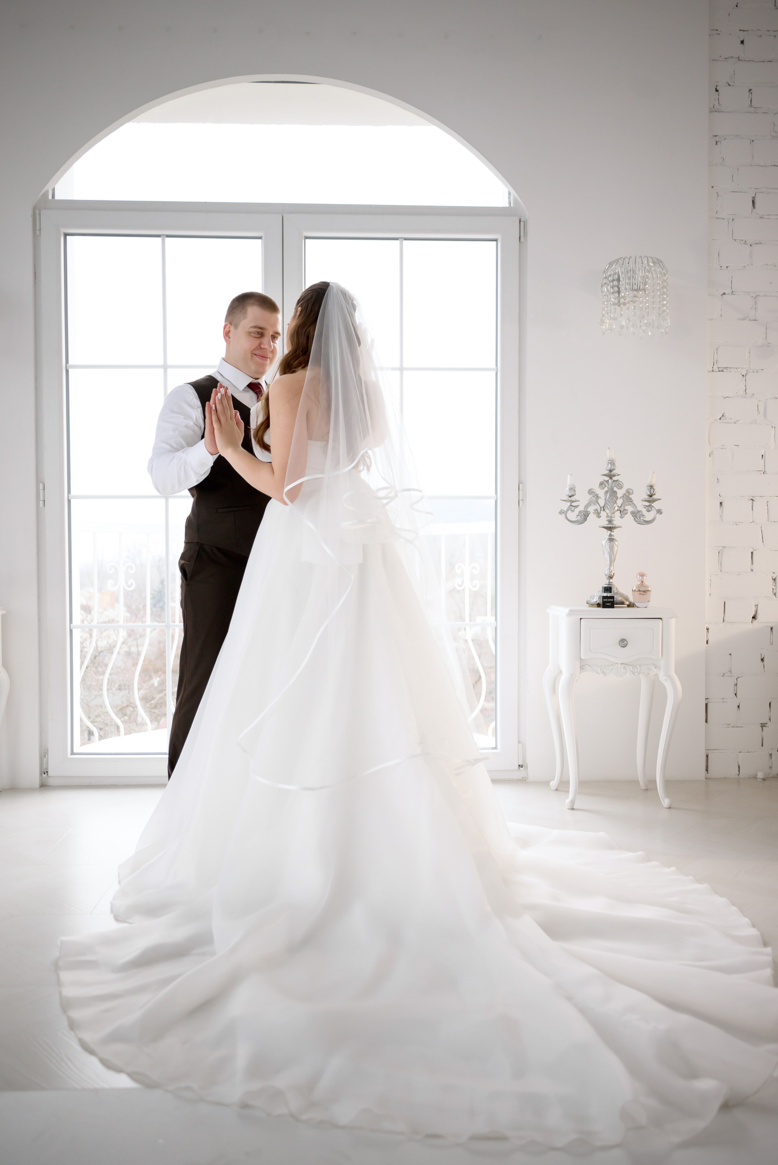 Юлия и Денис. Юлия Басня семейный и свадебный фотограф в Донецке