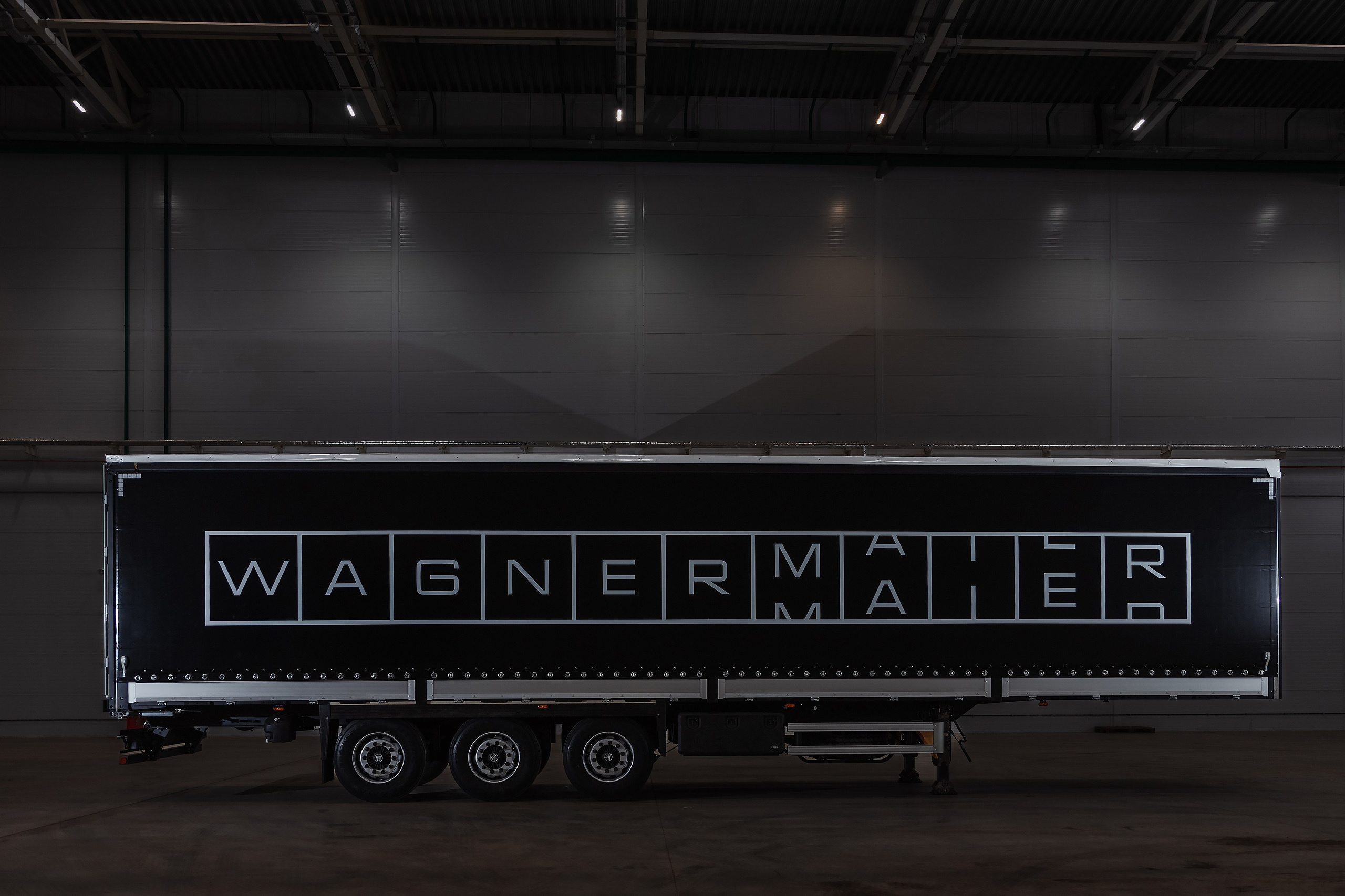 Рекламное фото. Люксмедиа — это команда фотографов и видеографов. Город Казань. Дамир Сафин