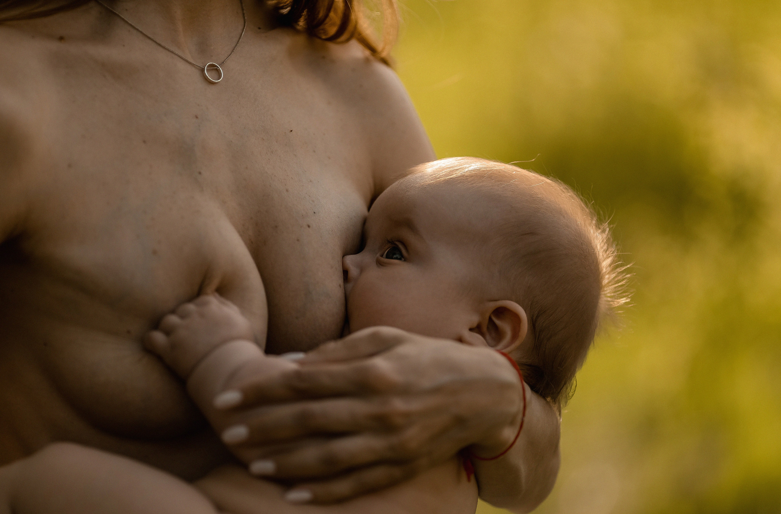 Грудное кормление. Фотограф материнства и таинства кормления Екатерина Кузьмин