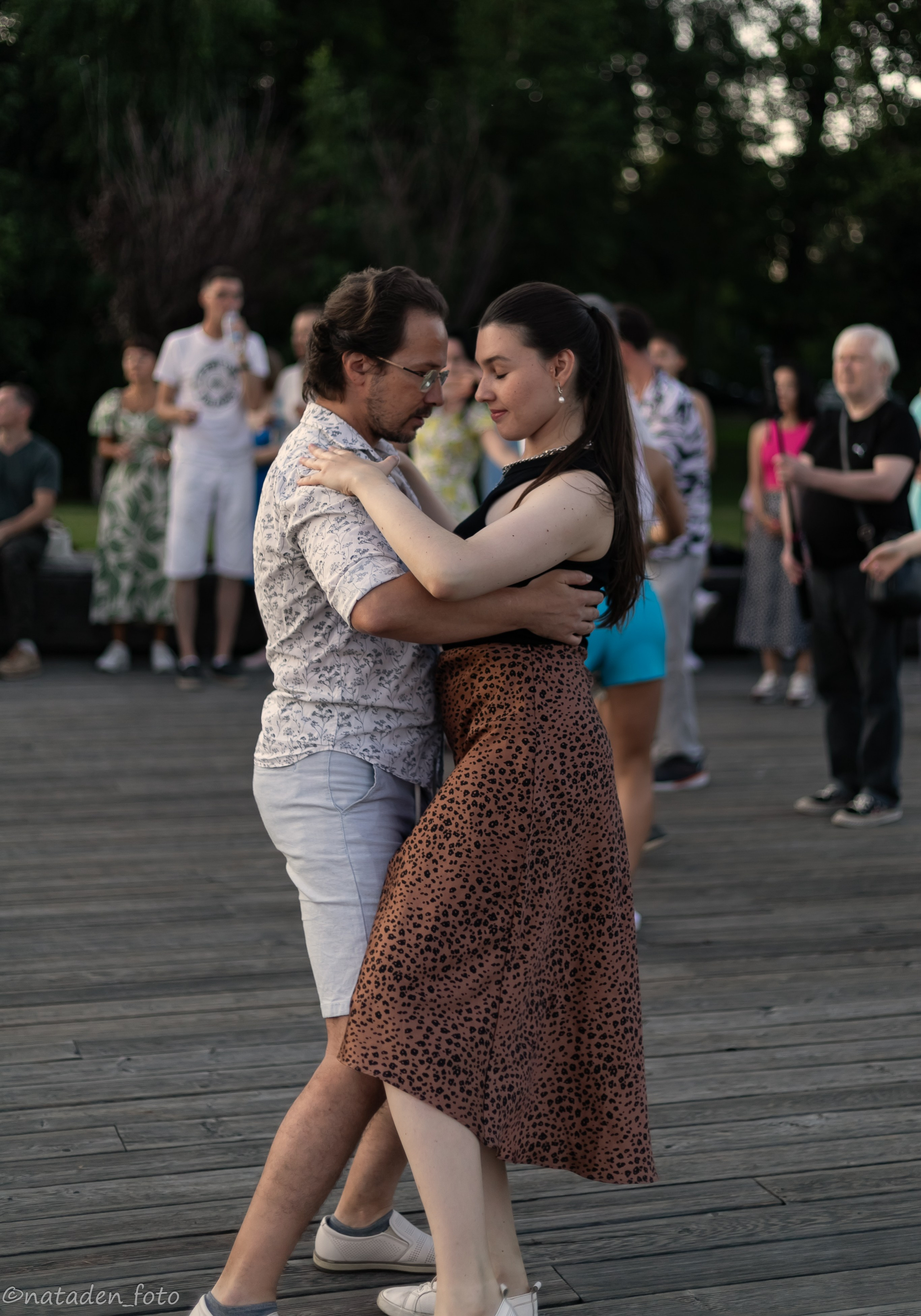 Летние танцы на берегу Финского залива. Фотограф в Санкт-Петербурге Наталия Денисова