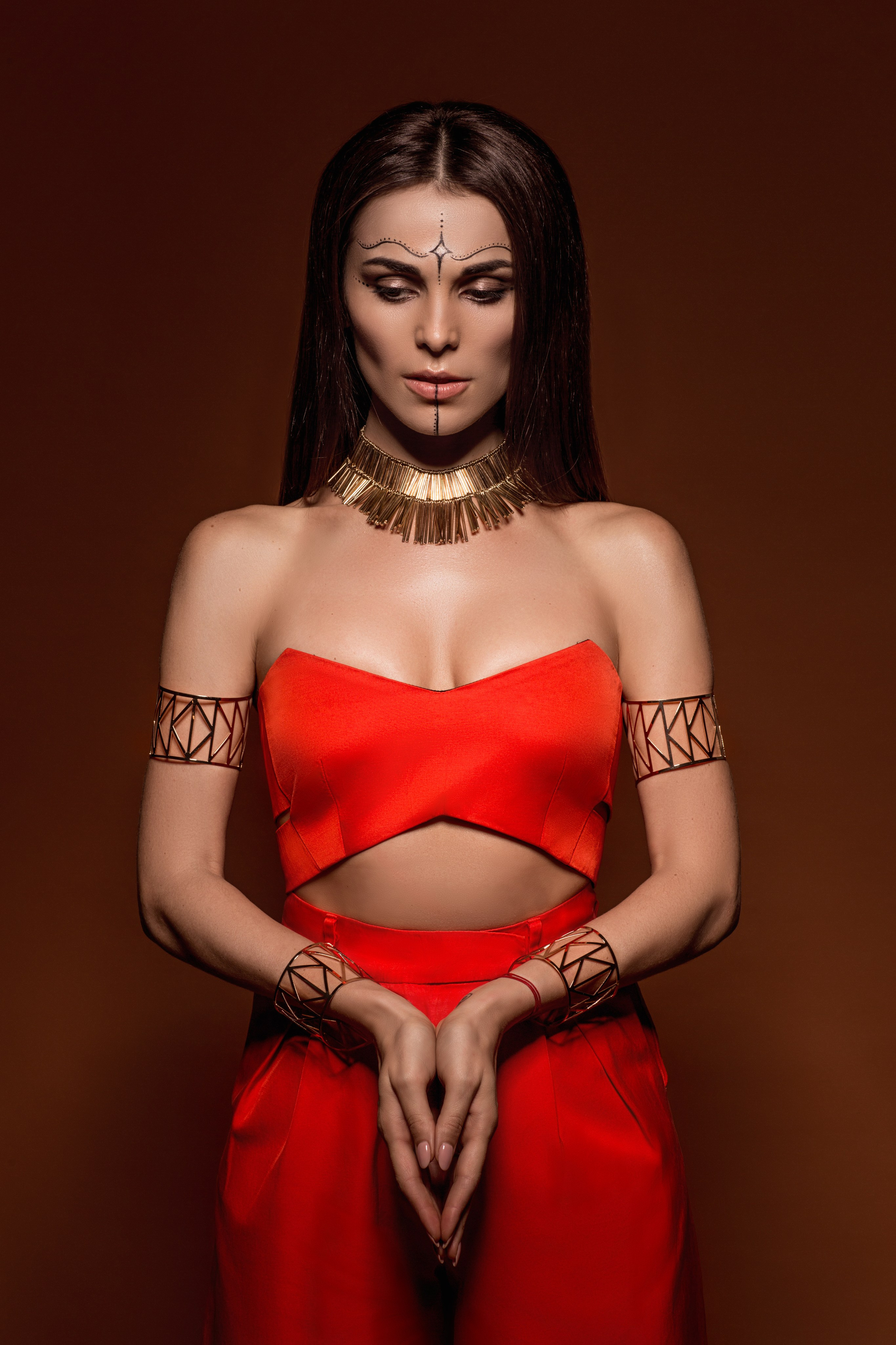 СЕЛЕБРИТИ. Жиркова Ирина — фотограф для брендов в Москве