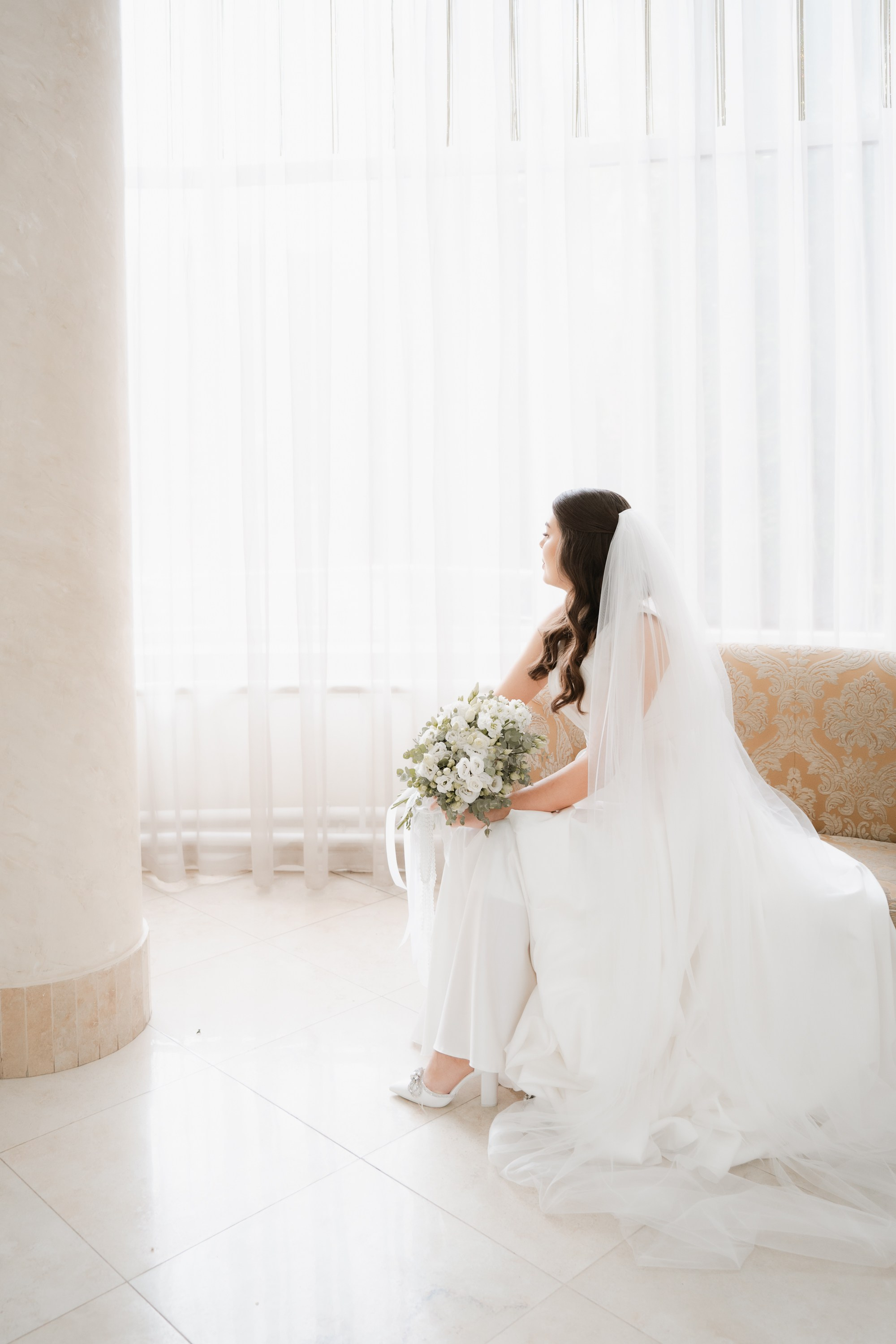 КРИСТИНА И МИХАИЛ. Женский портрет