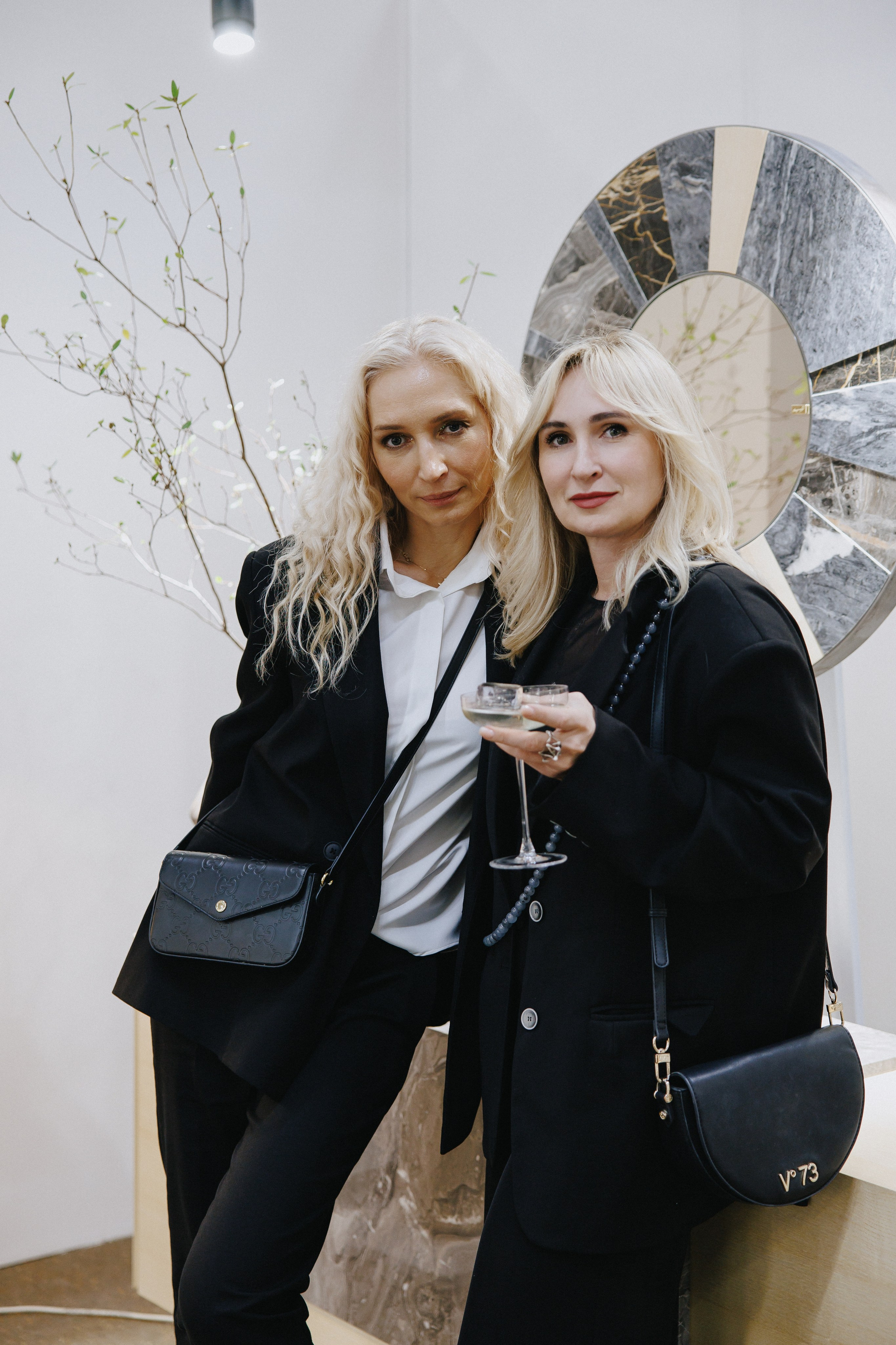 Выставка СТО ВЕЩЕЙ В ИНТЕРЬЕРЕ. Фотограф Иркутск Антипин Сергей