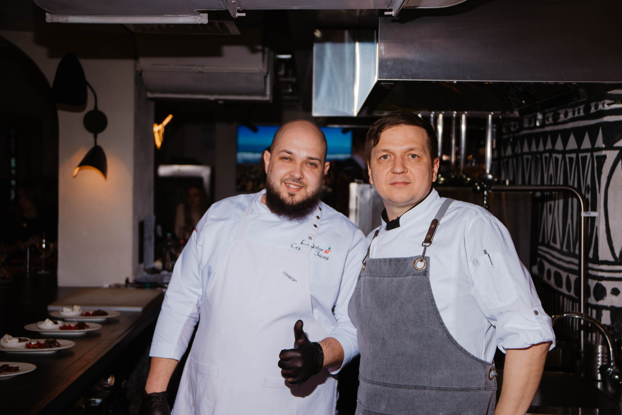 Шеф-тейбл в ресторане Ливингстон. Ксения Glossa. Портретный и репортажный фотограф в Самаре