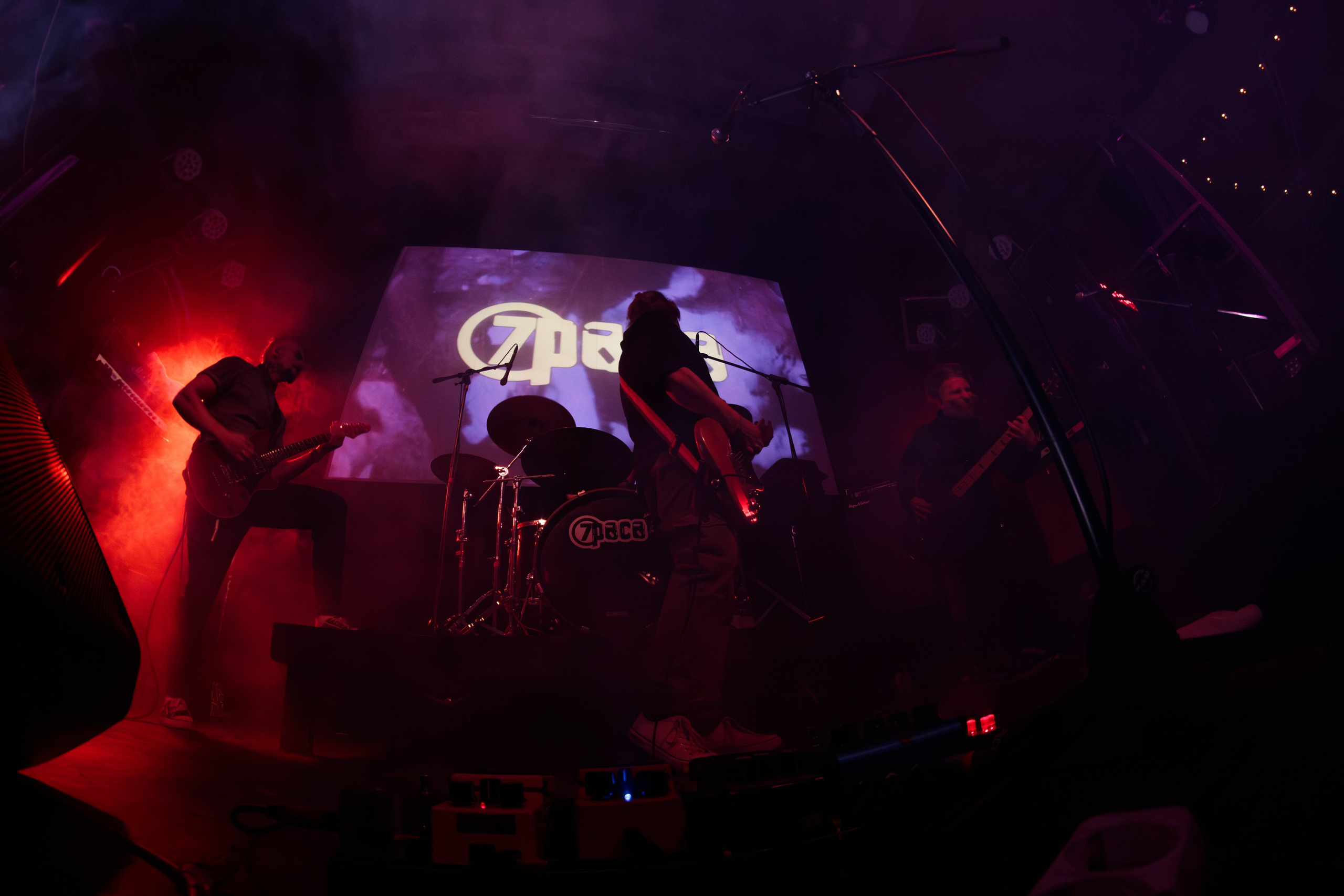 7Раса. Портретный и концертный фотограф в Санкт-Петербурге Егор Телятников