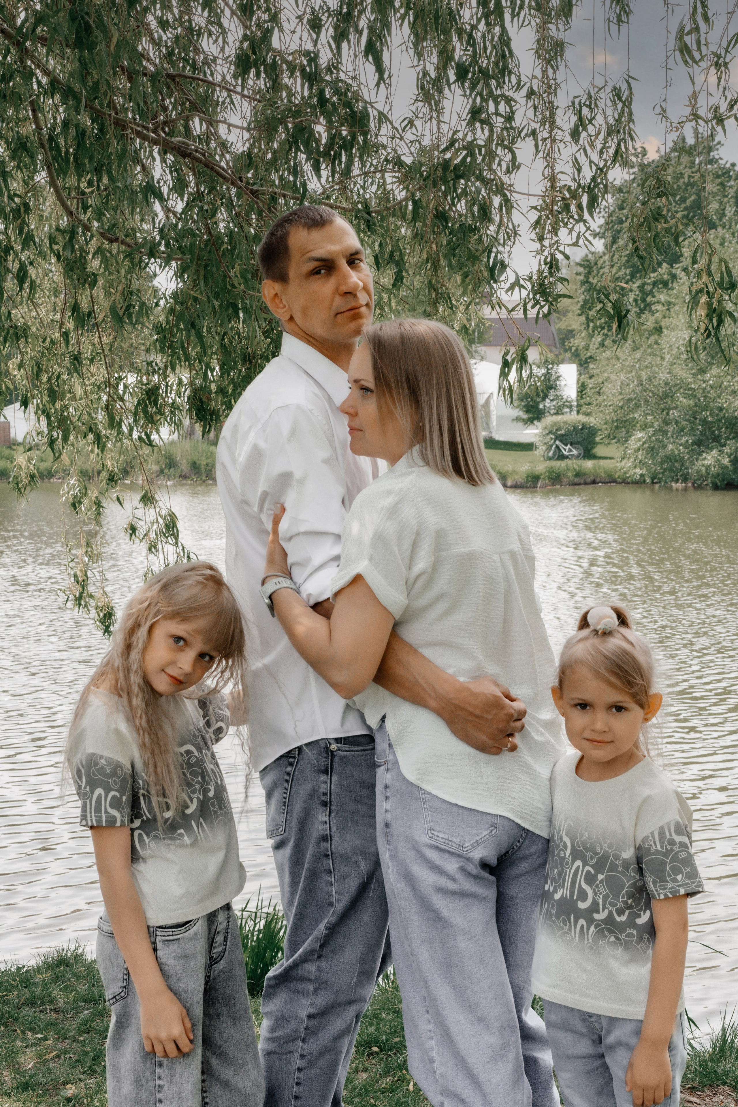 Семейная съемка в Лошицком парке. Ваш семейный фотограф в Минске — Вика Трегубова